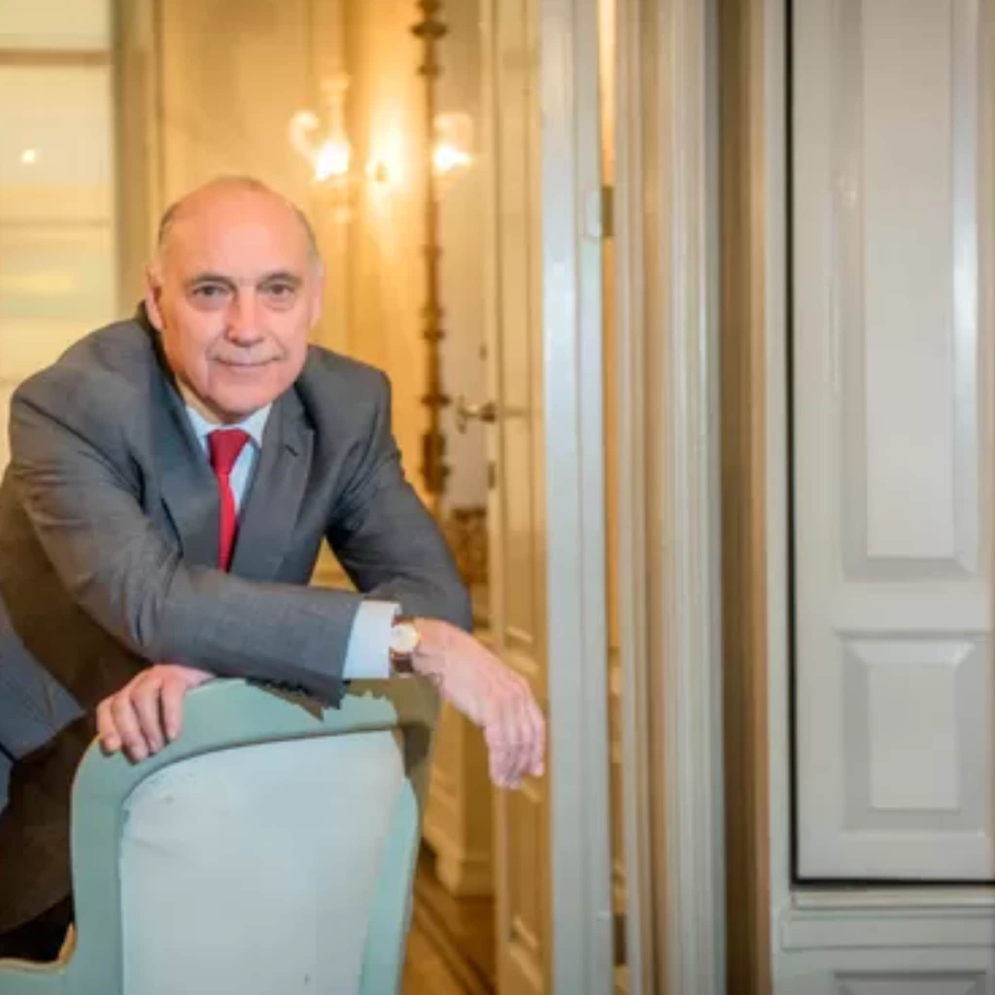 dit is tom de bruijn de nieuwe minister voor buitenlandse handel