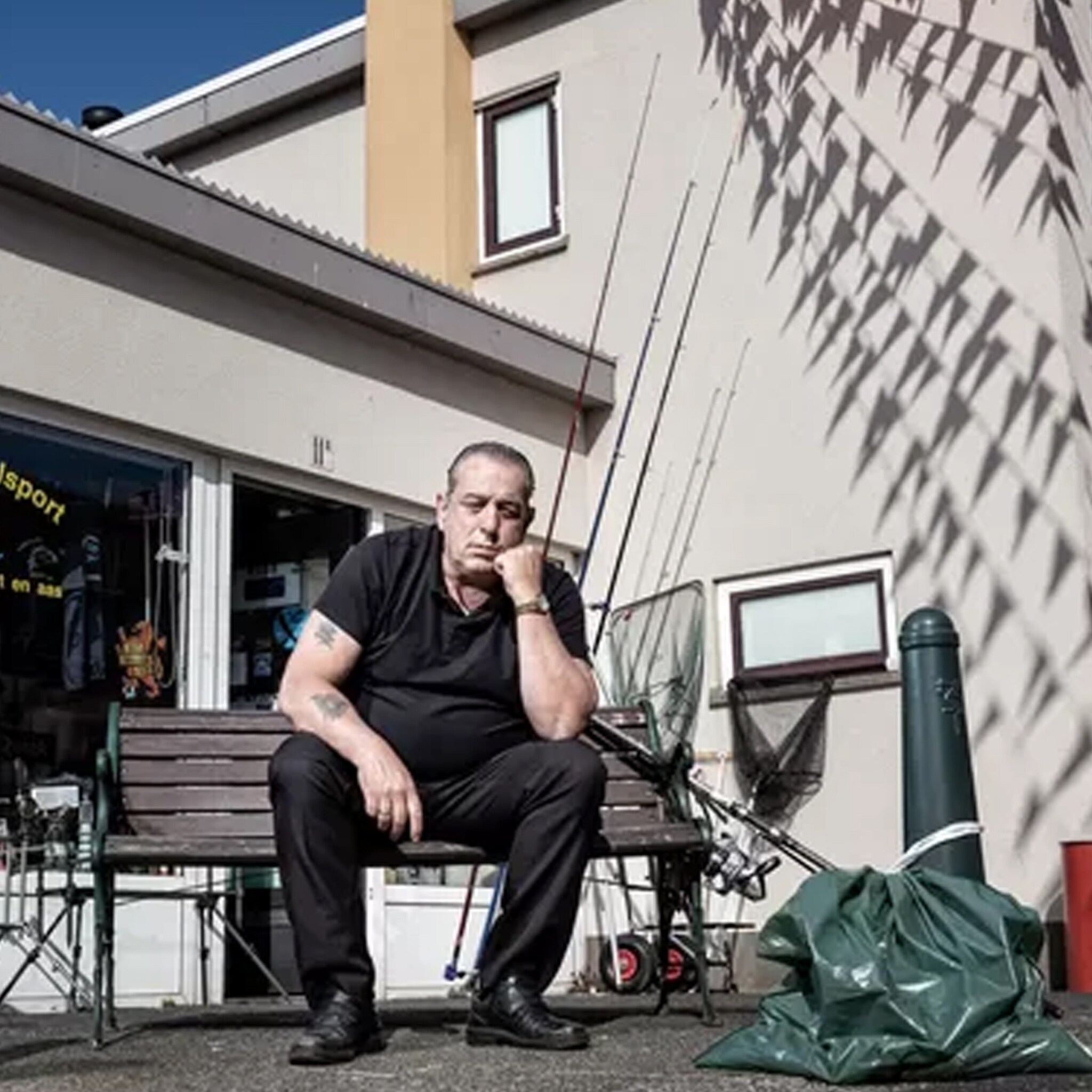 nico s hengelsportwinkel overleefde corona maar faillissement dreigt alsnog