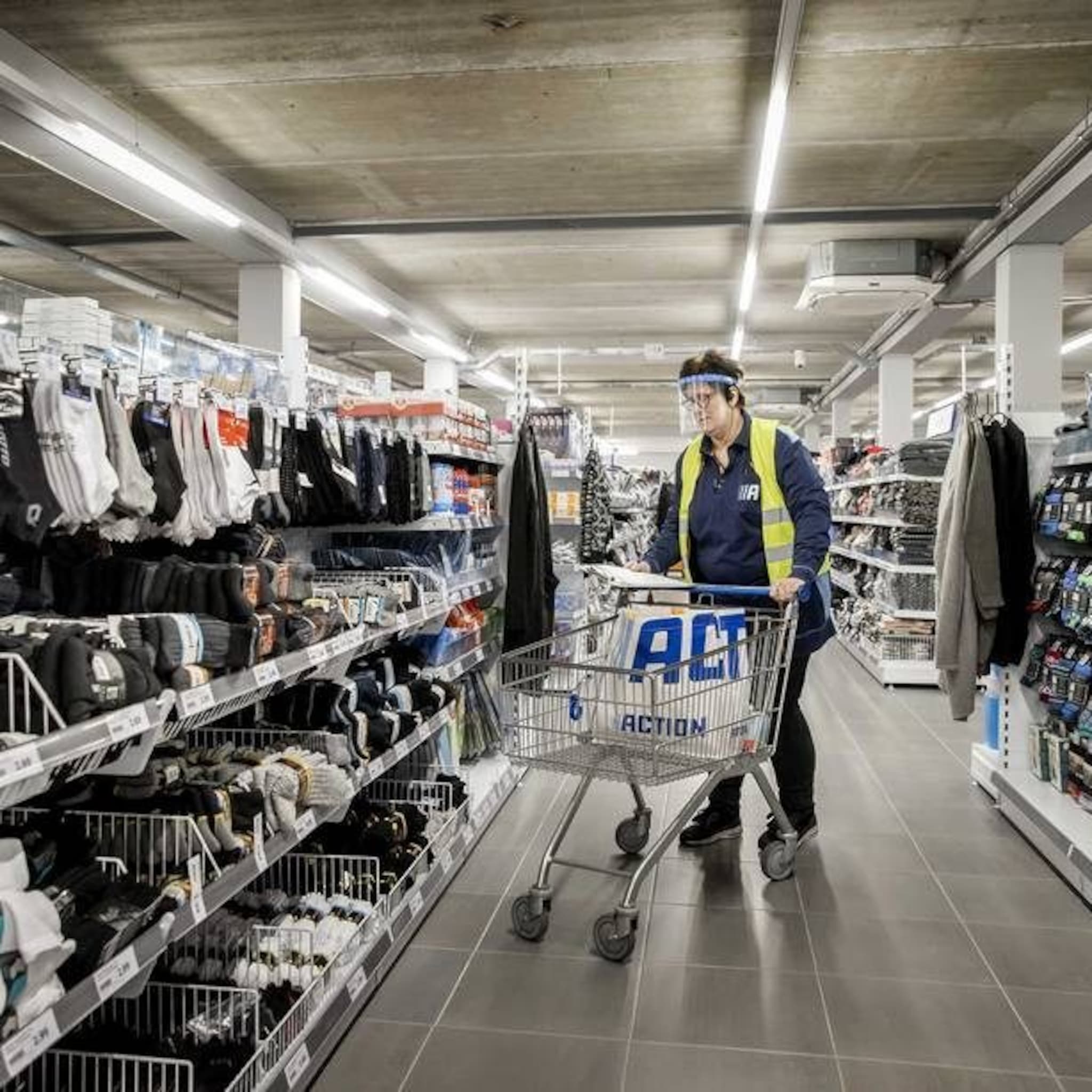 e commerce krijgt bij discountformule action eindelijk aandacht maar winkel blijft de hoeksteen