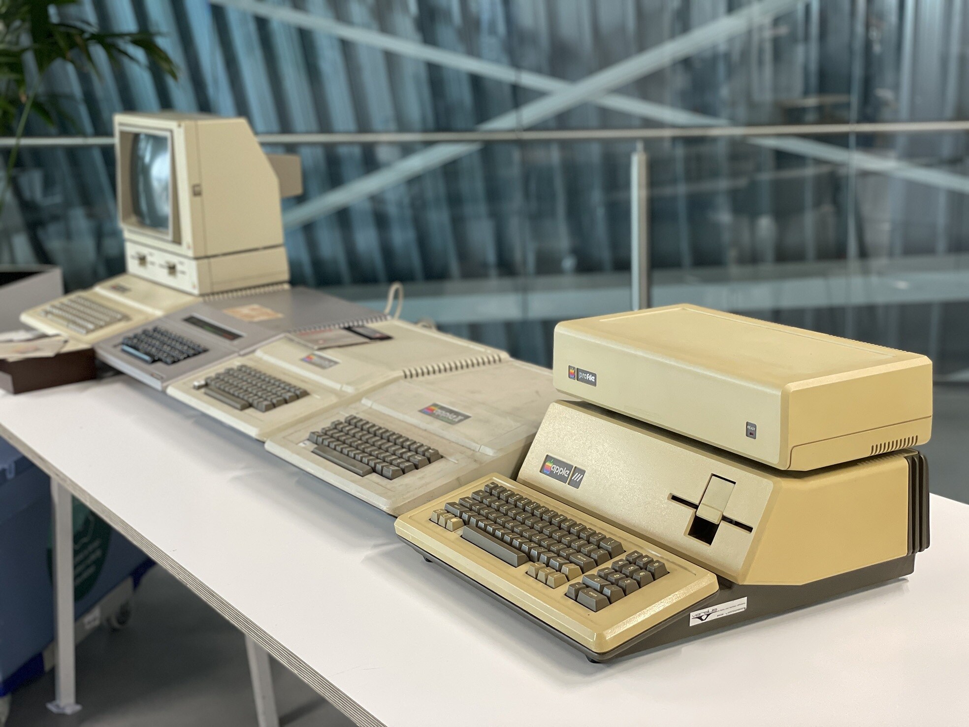 Enkele Apple-museumstukken uit de collectie van Ed Bindels.