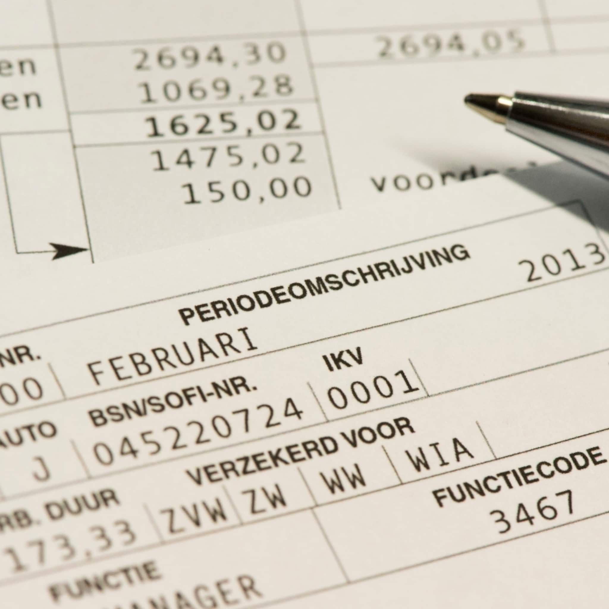 lonen pieken in nieuwe cao afspraken scholing en arbeidsmarkt belangrijk voor werkgevers