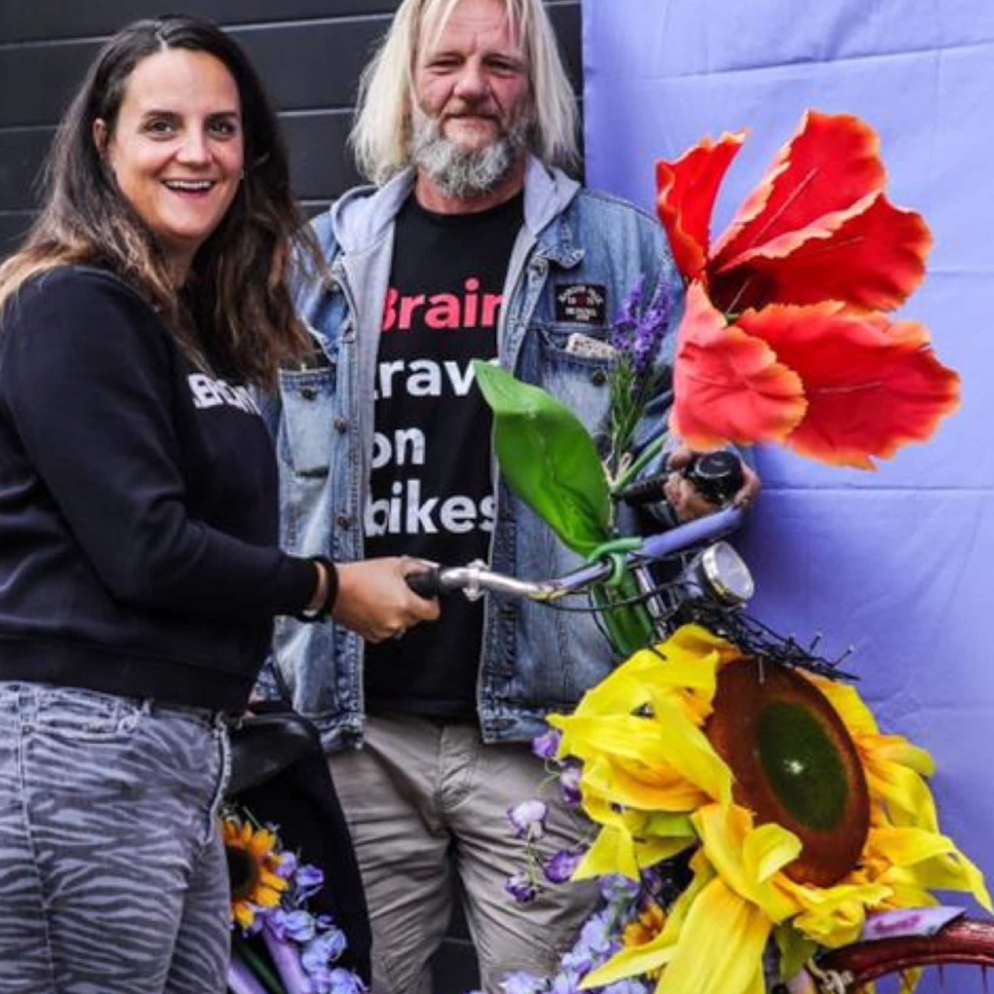 reflower lanceert spin off voor inzameling van kunstbloemen