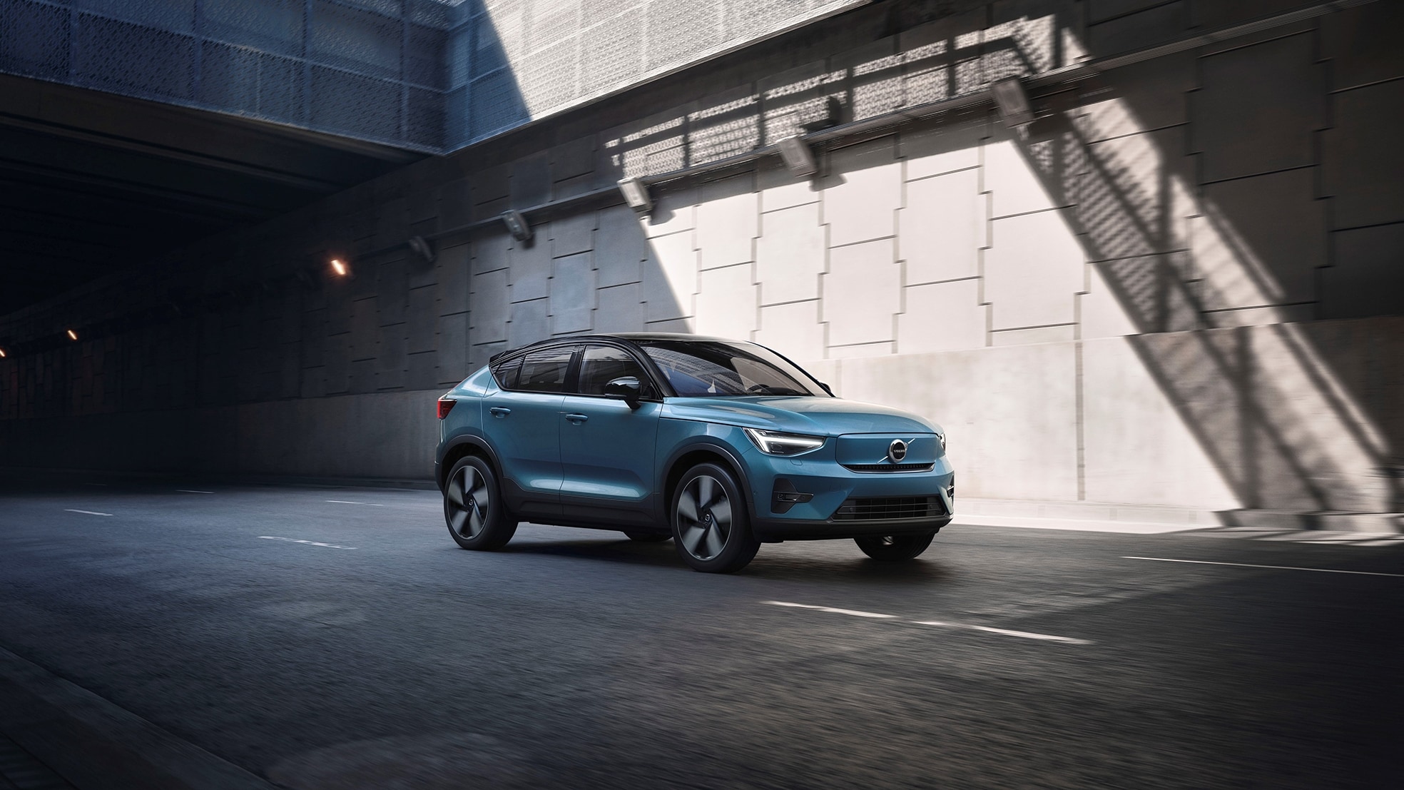 De volledig elektrische C40 kan door de klant zelf worden besteld in een online omgeving. Foto's: Volvo