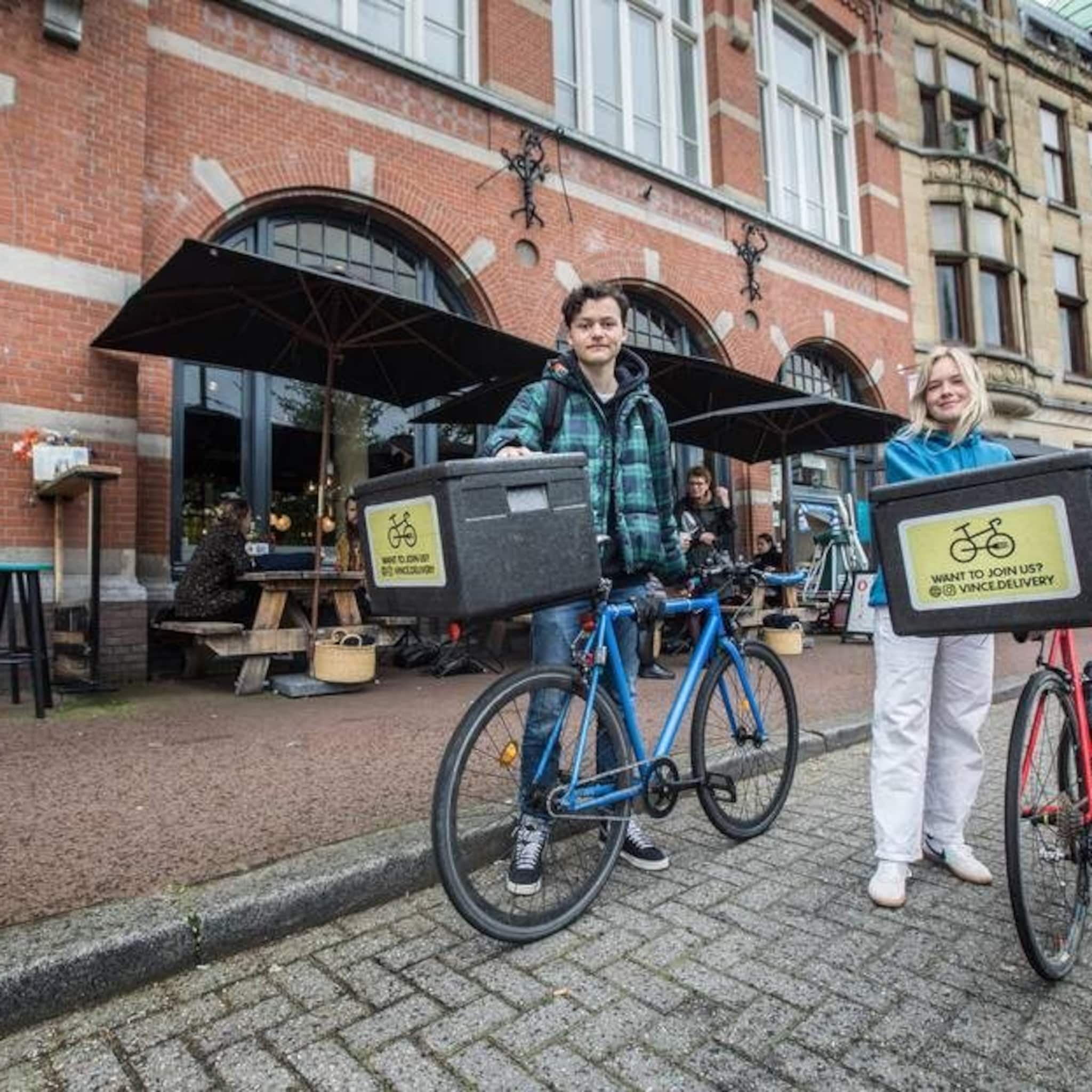 zo bindt deze horecaondernemer strijd aan met maaltijdplatforms