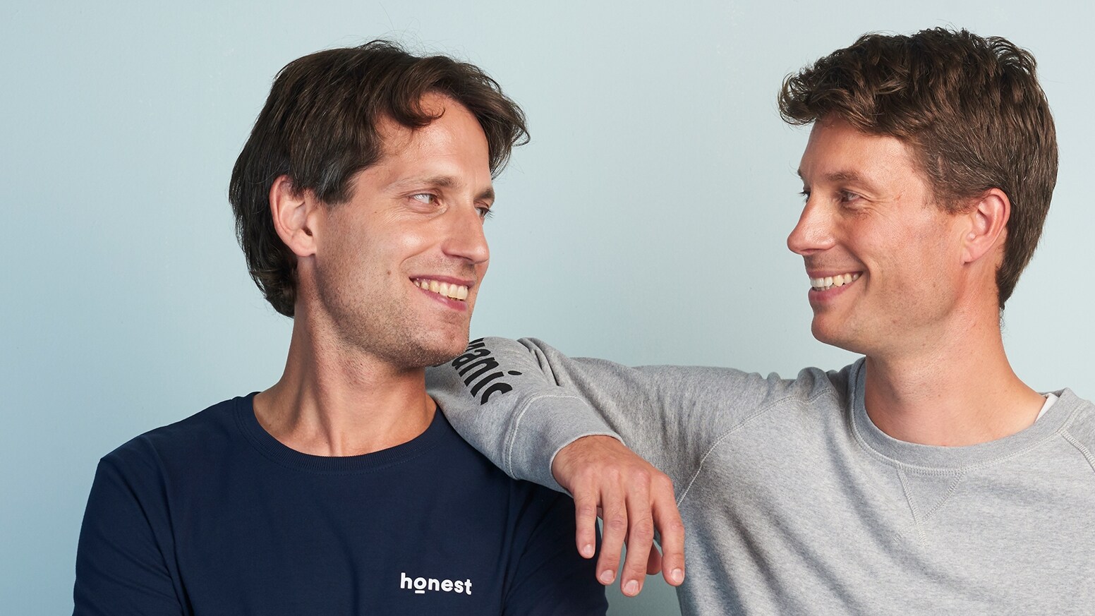 Sjoerd Trompetter (rechts) van het Haagse bedrijf Naïf heeft veel gehad aan het individuele traject van de gemeente Den Haag bij de uitbreiding van het bedrijf naar Duitsland. Foto: Naïf