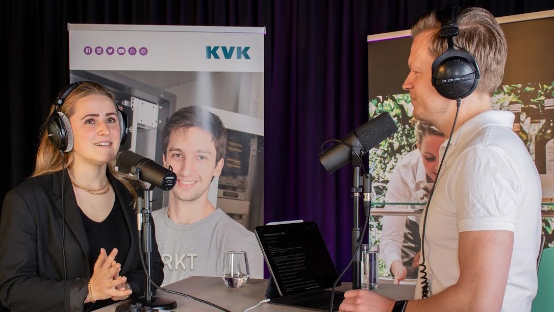 Yara Verschuren tijdens de opnames van de podcast Je Business de Baas. Foto: Maud Verhoef