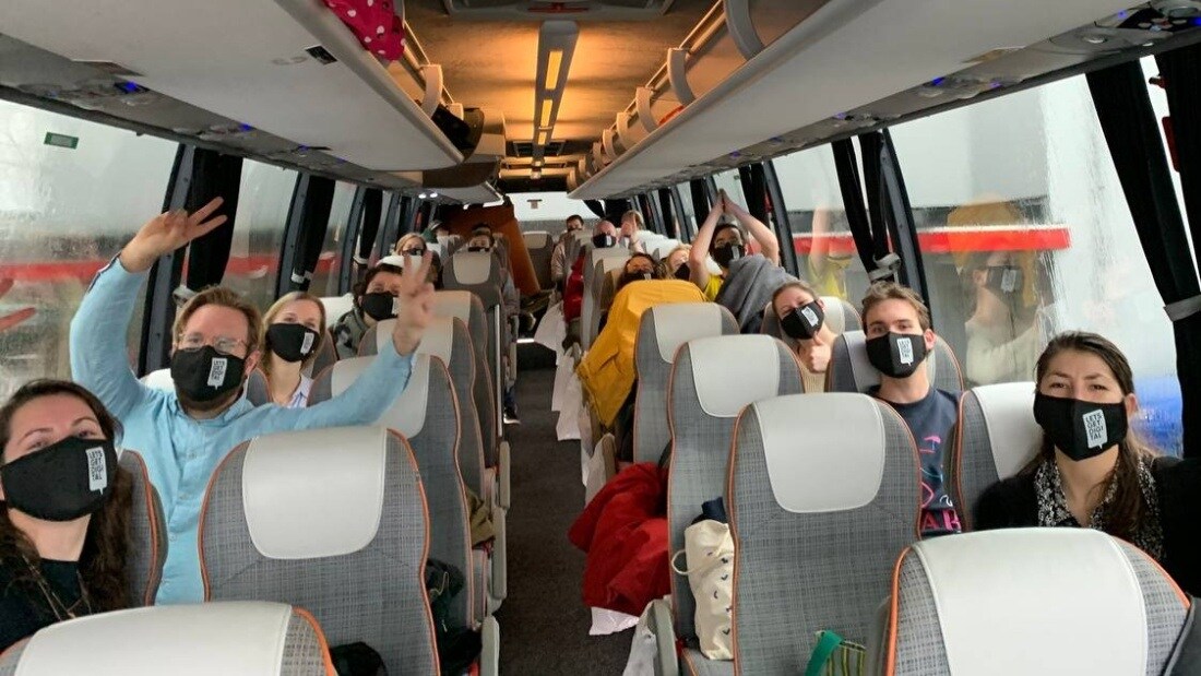 Het team van Let's Get Digital onderweg naar het Eurovisie Songfestival.
