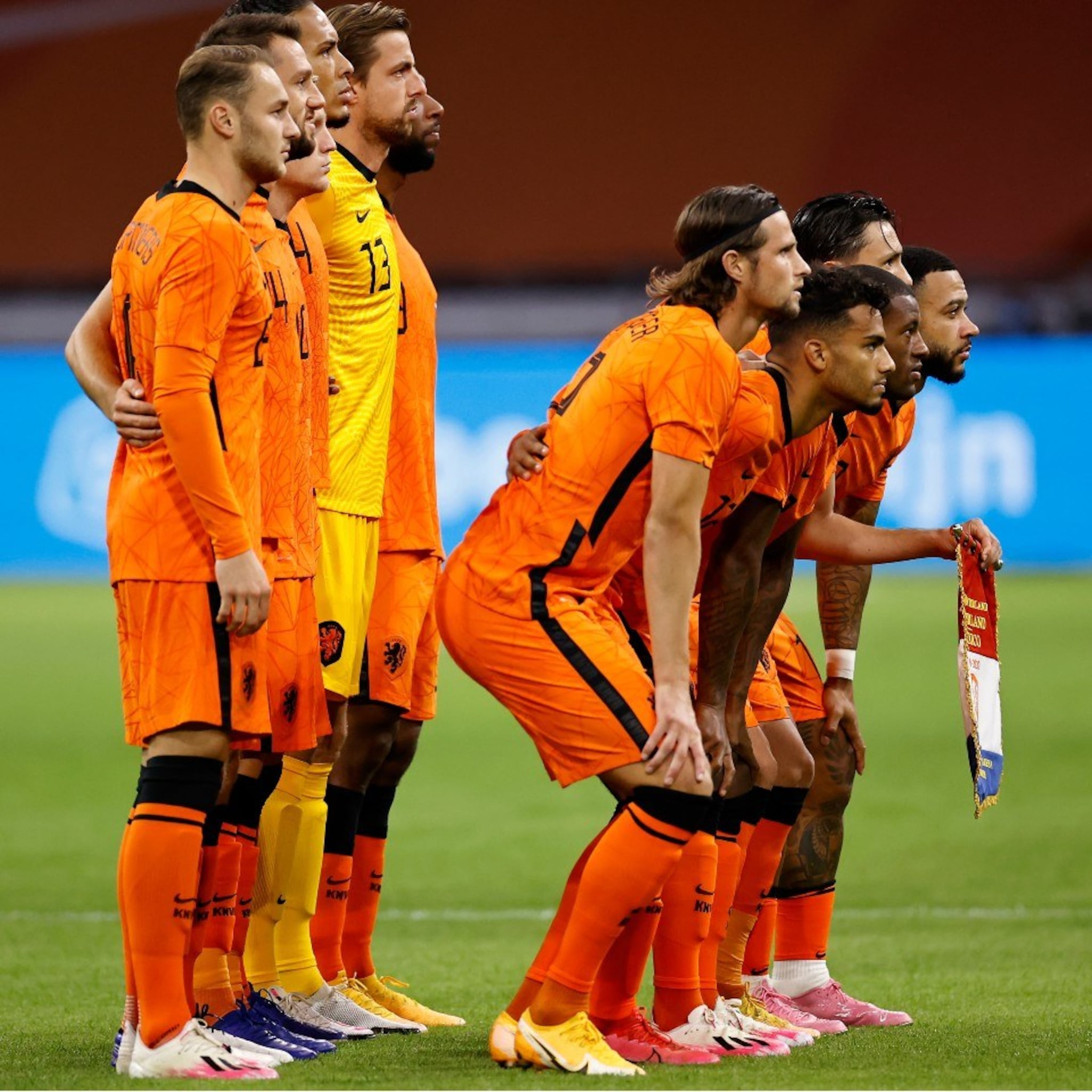bedrijven door corona terughoudender met acties ek voetbal