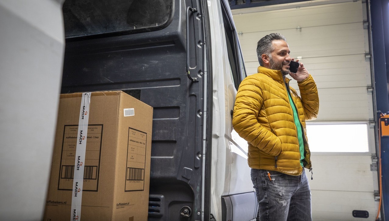 Bezorgondernemer Ahmed Hastemir: ,,Klagende klanten hebben vaak gelijk." Foto's: Robin Hilberink