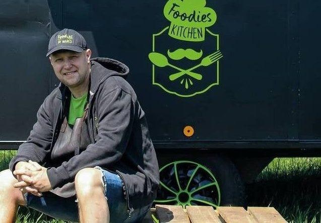 Ondernemer Marco Kalkhoven is door tegenslag getroffen, maar gaat niet bij de pakken neerzitten. Foto: Foodies by Marco