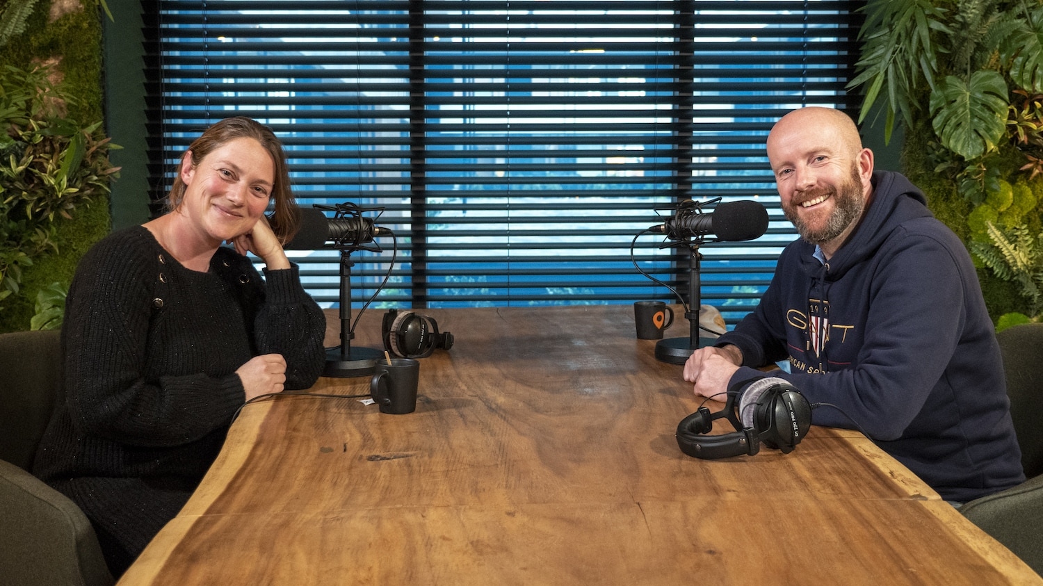 Ineke Aquarius in de studio met Tunga Talks-host Ernesto Spruyt. Foto: Tunga