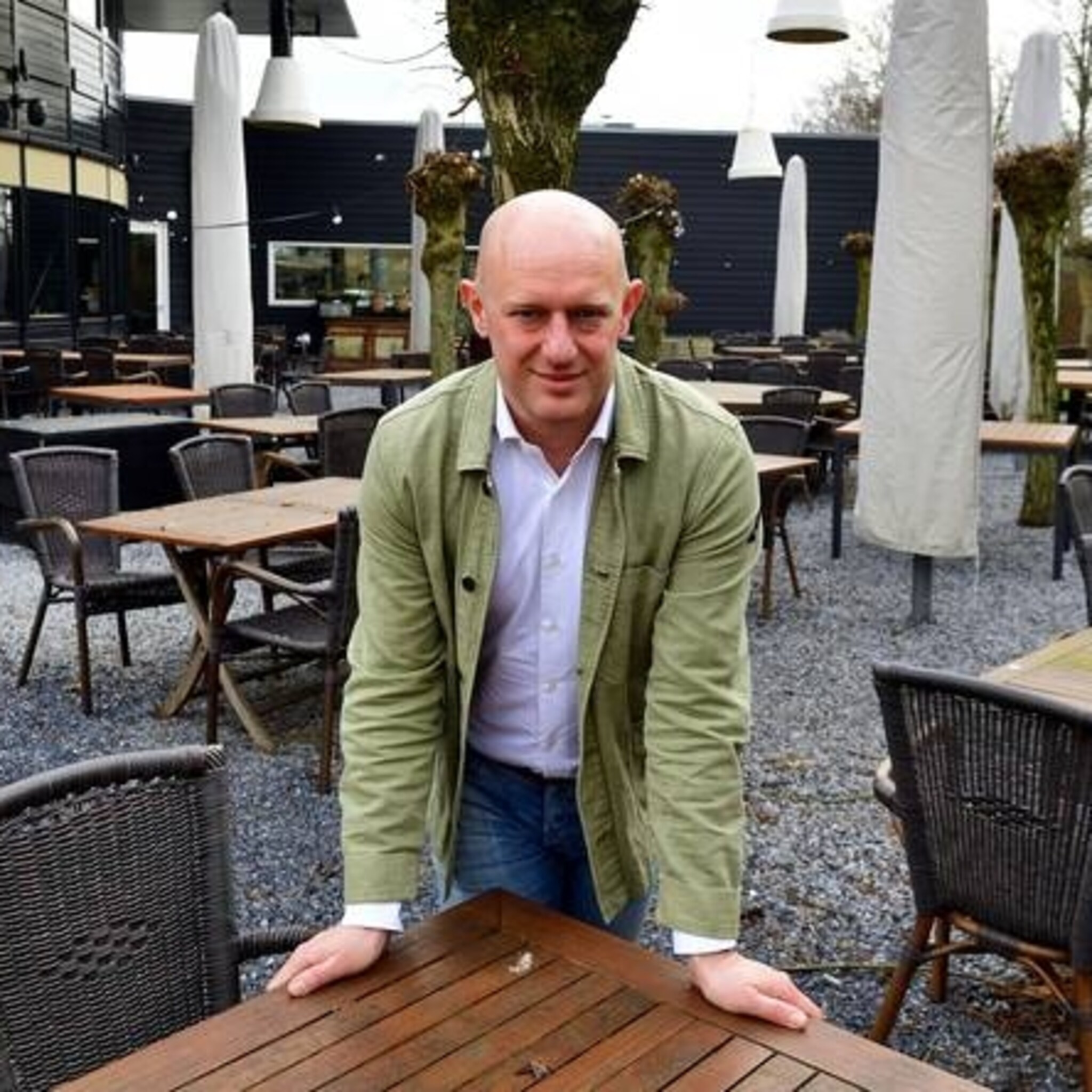 terras dichthouden na brandbrief van ic artsen horeca peinst er niet over