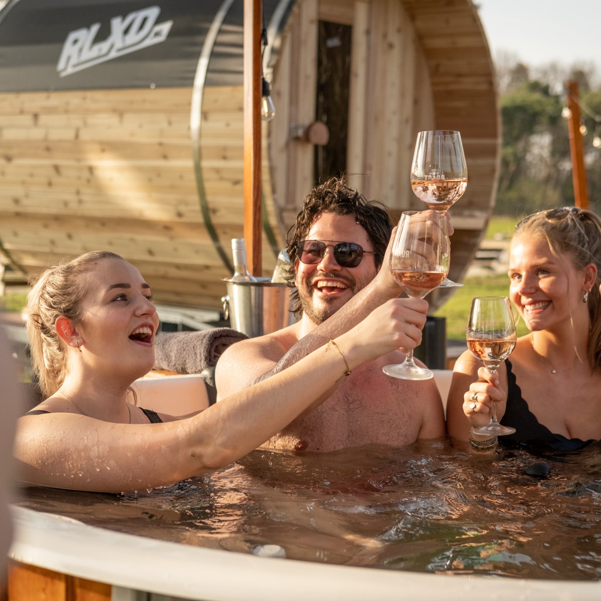 event ondernemer maakt in coronacrisis succesvolle switch naar hottub verhuur