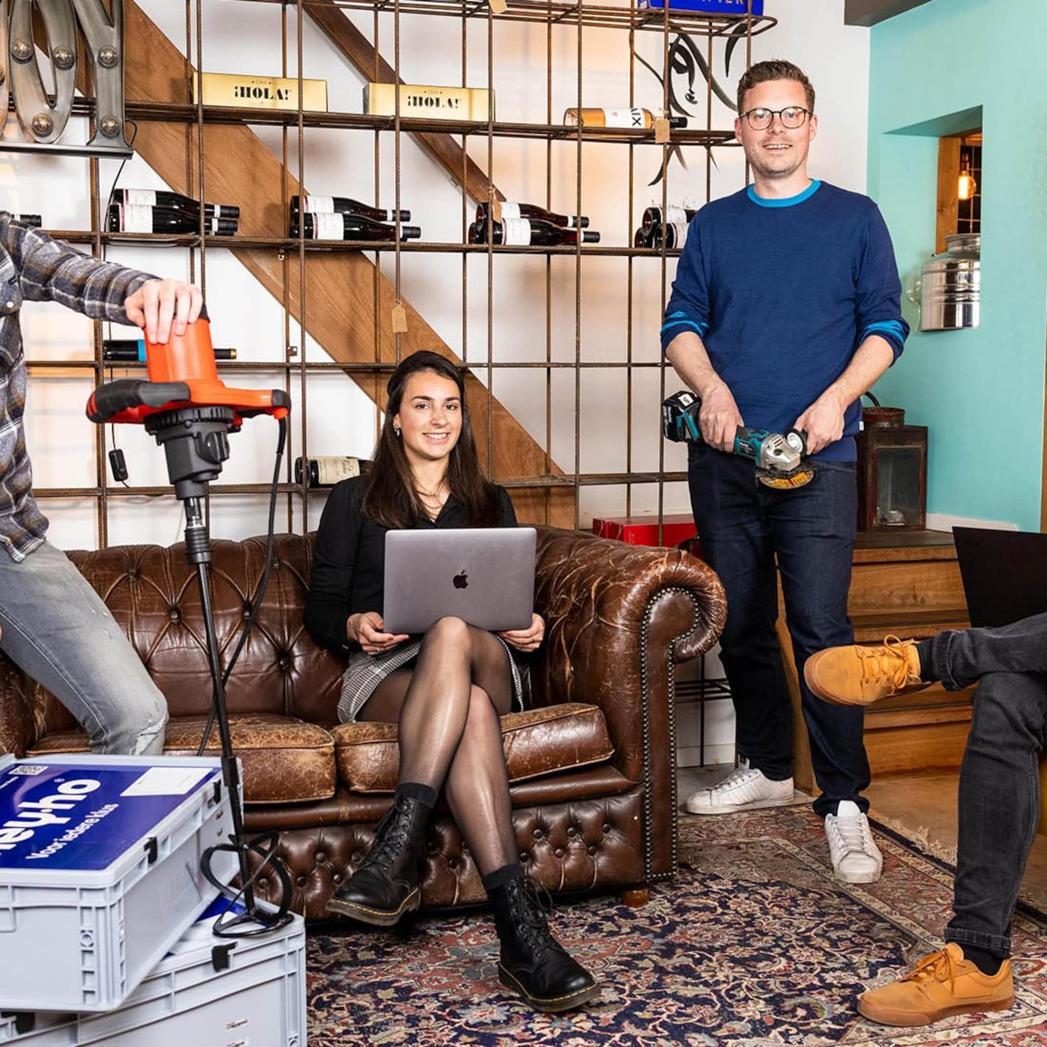 startup heyho regelt het postbezorger levert je gehuurde gereedschap