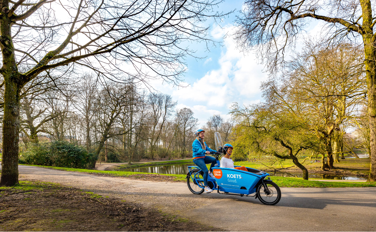 Coolblue haalt je thuis op en laat je in de buitenlucht buiten werken. Foto: Coolblue