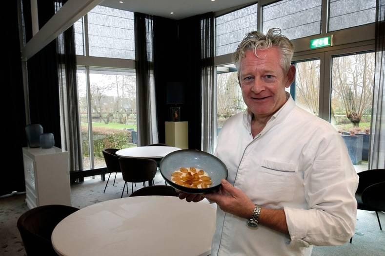 René Tichelaar heeft met zijn De Gieser Wildeman in Noordeloos opnieuw een Michelinster gekregen van de Franse restaurantgids. Foto: AD/Cor de Kock,