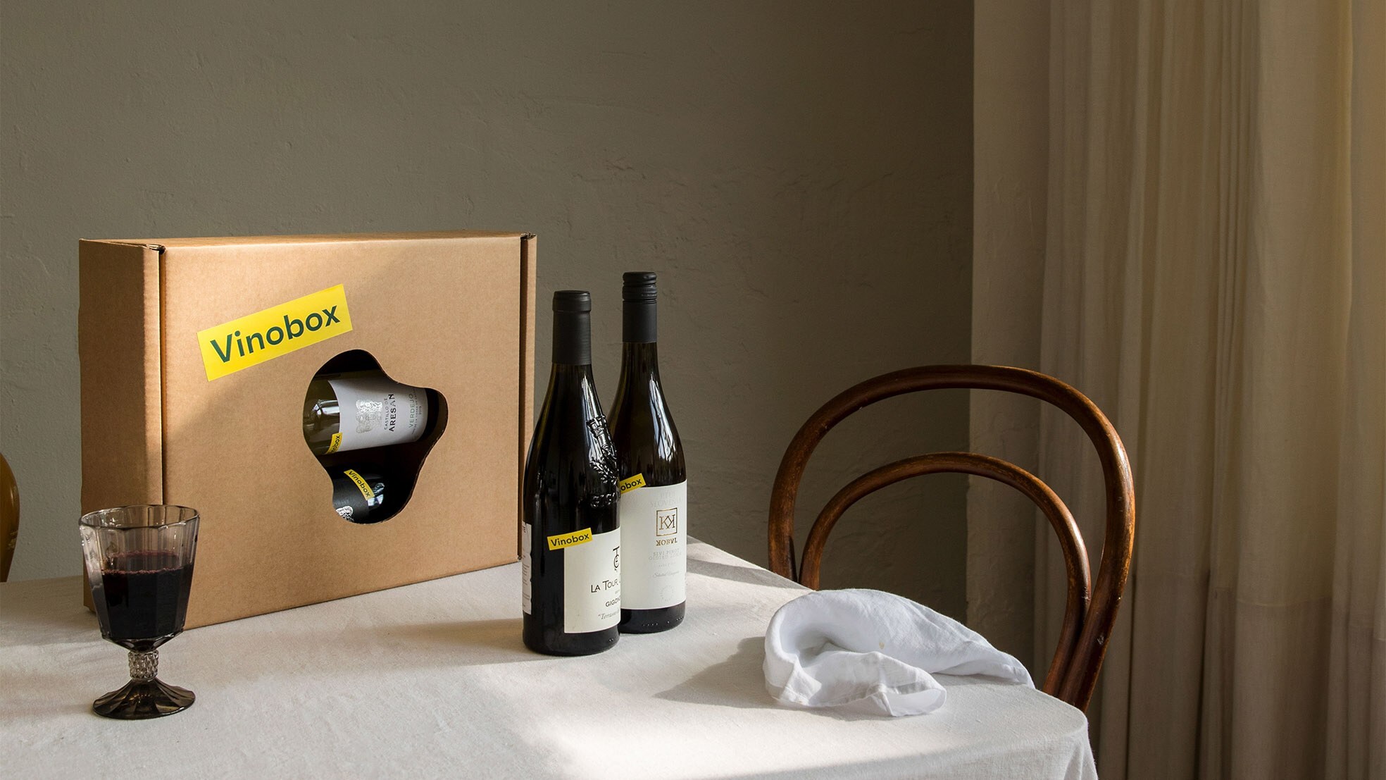 Wijn lijkt een complex product, maar hoeft dat volgens Flip Harmsma helemaal niet te zijn. Foto's: Vinobox.