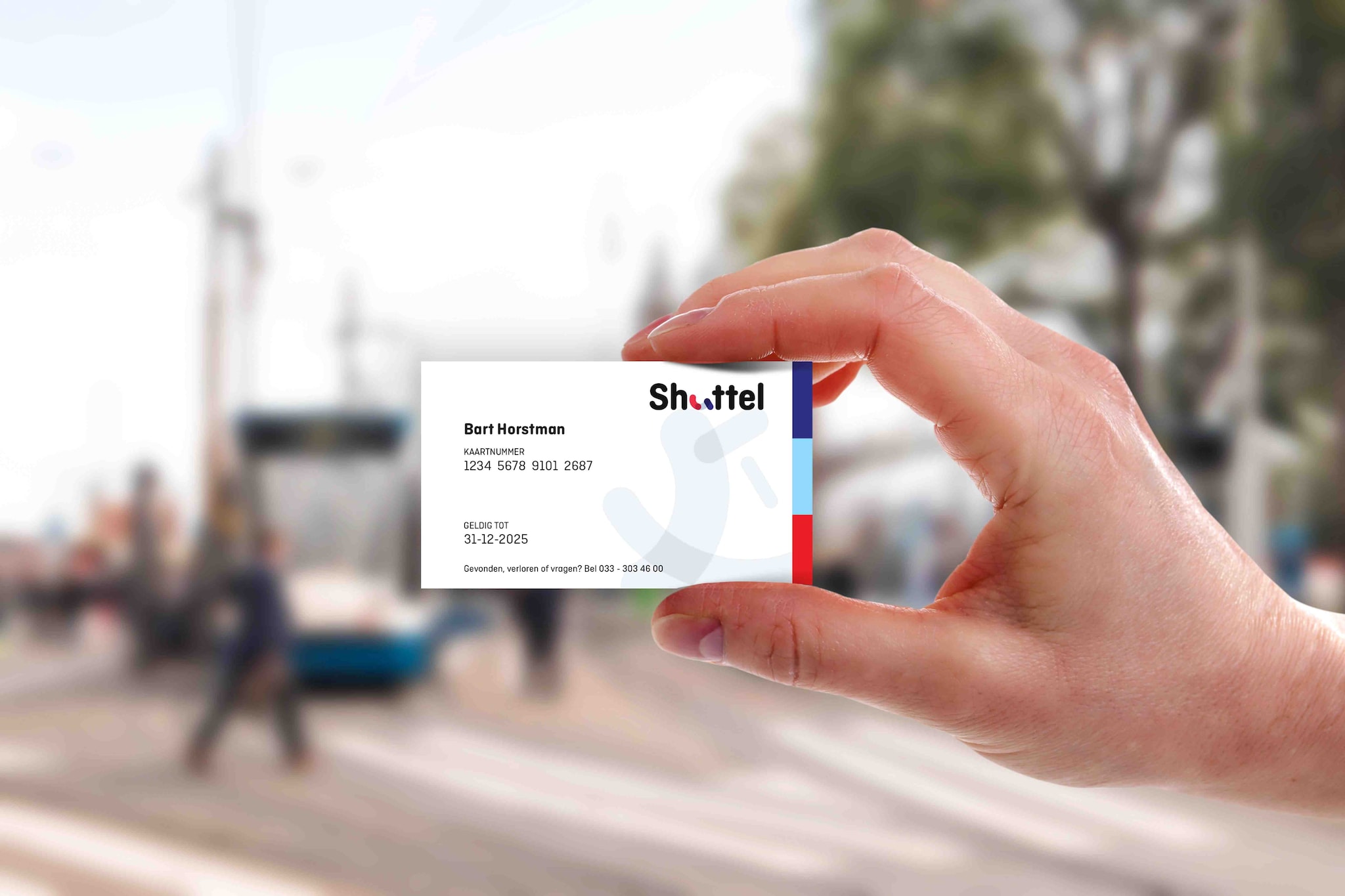 Shuttel, een flexibele alles-in één-kaart die alle transacties van een werknemer online bijhoudt: van treinreis, autorit en gebruik OV-fiets tot tankbeurt, parkeren en laadtijd. Foto: Shuttel