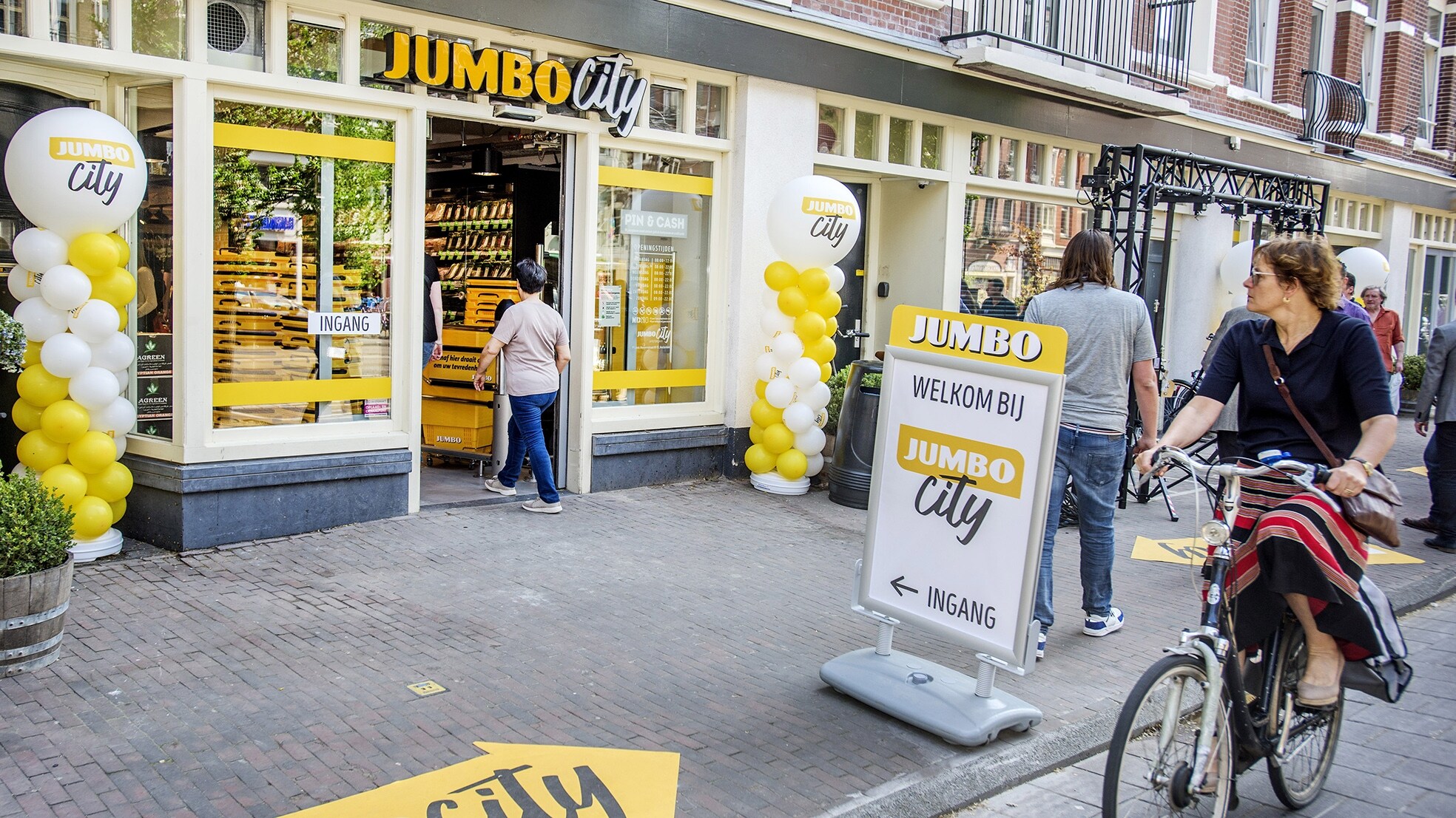 Jumbo-supermarkt. Afbeelding ter illustratie.