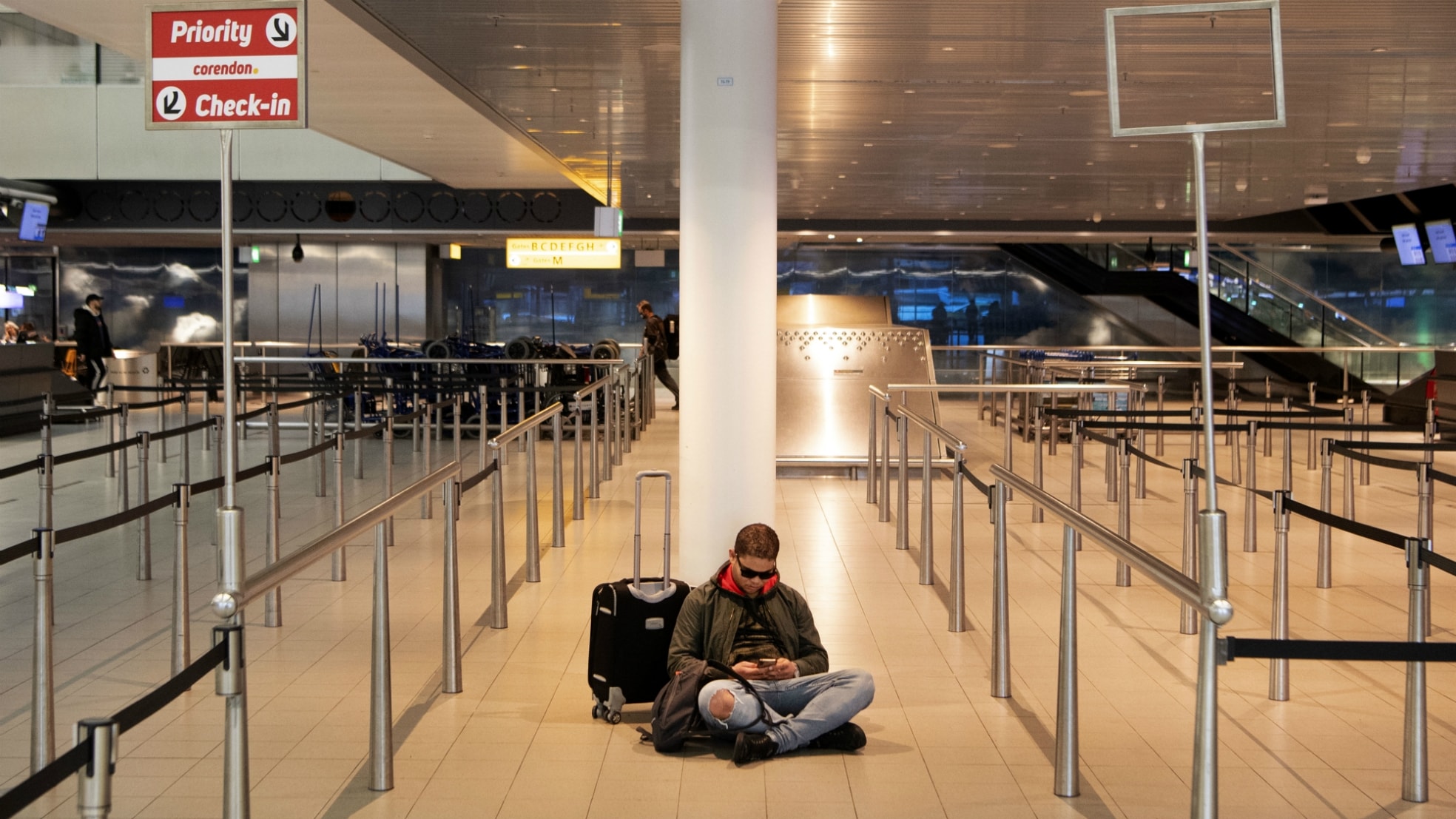 Ja. Behoorlijk stil nog altijd, op Schiphol. Foto: ANP.