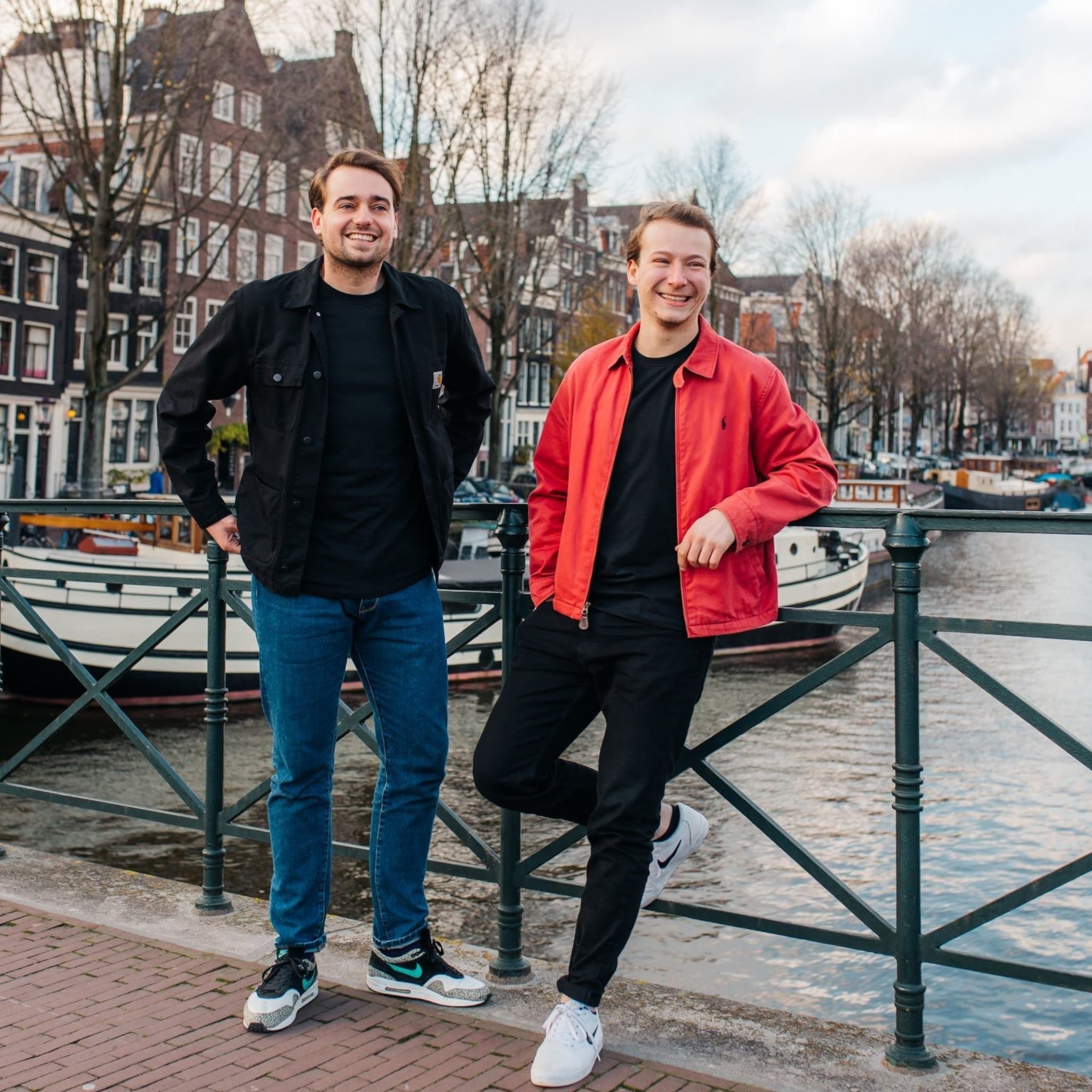 jonge ondernemers achter rhinestudio voeden consument op