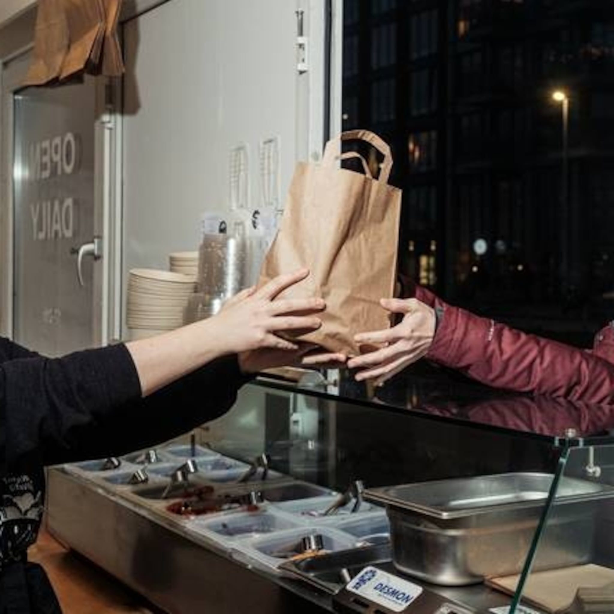 maaltijdbezorging vanuit dark kitchen biedt kans voor horecaondernemer