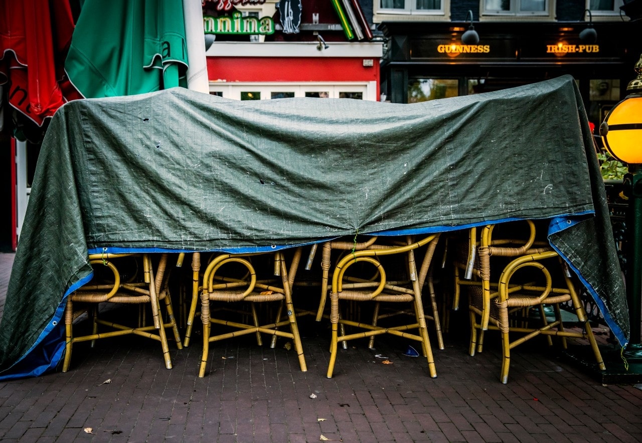 ,,Het kan niet heel lang meer duren voordat mensen de deuren ondanks alles weer openen. Ik vrees dat ik dat niet kan tegenhouden”, schetst KHN-voorzitter Willemsen.