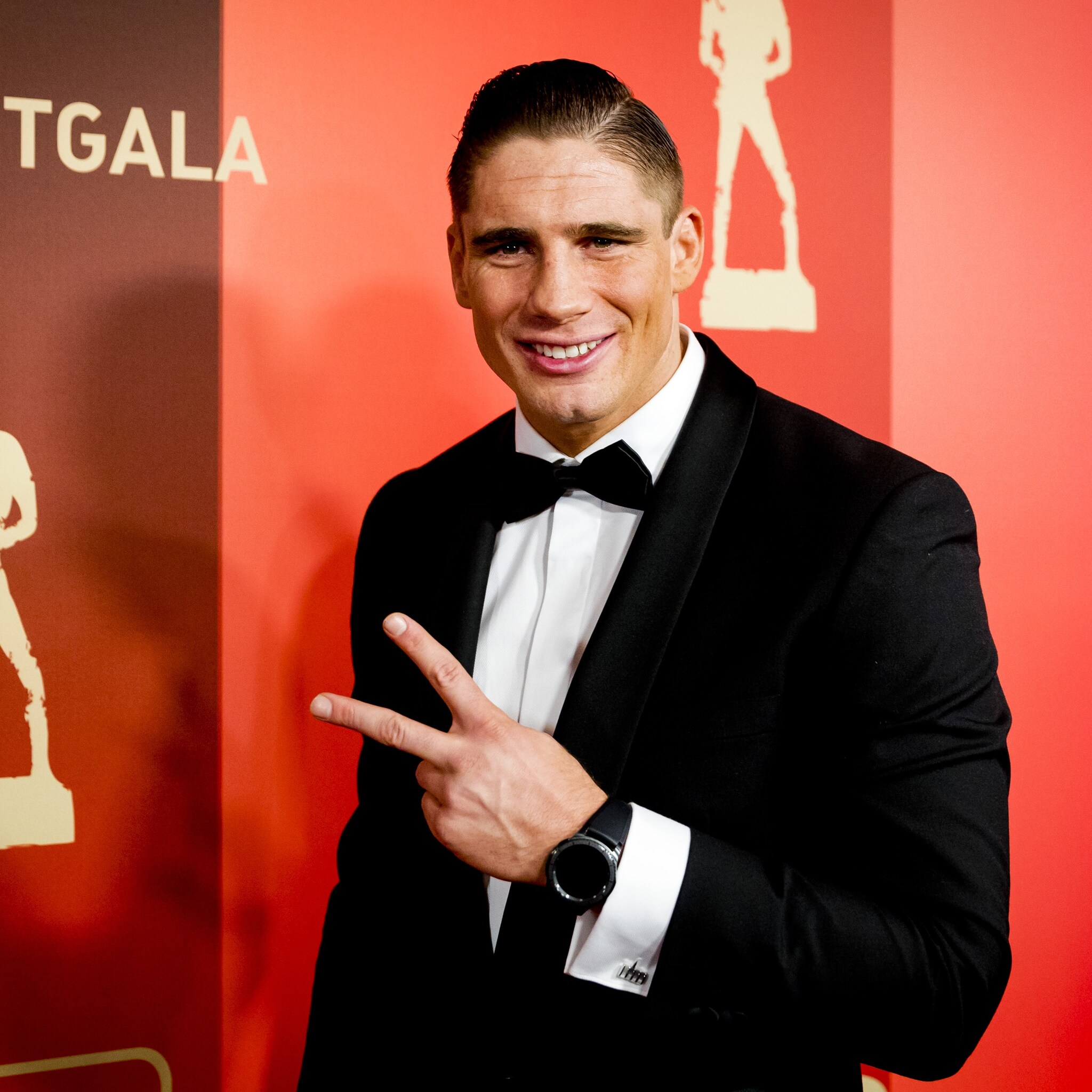 kickbokser rico verhoeven komt met vacaturesite heelnederlandwerkt nl
