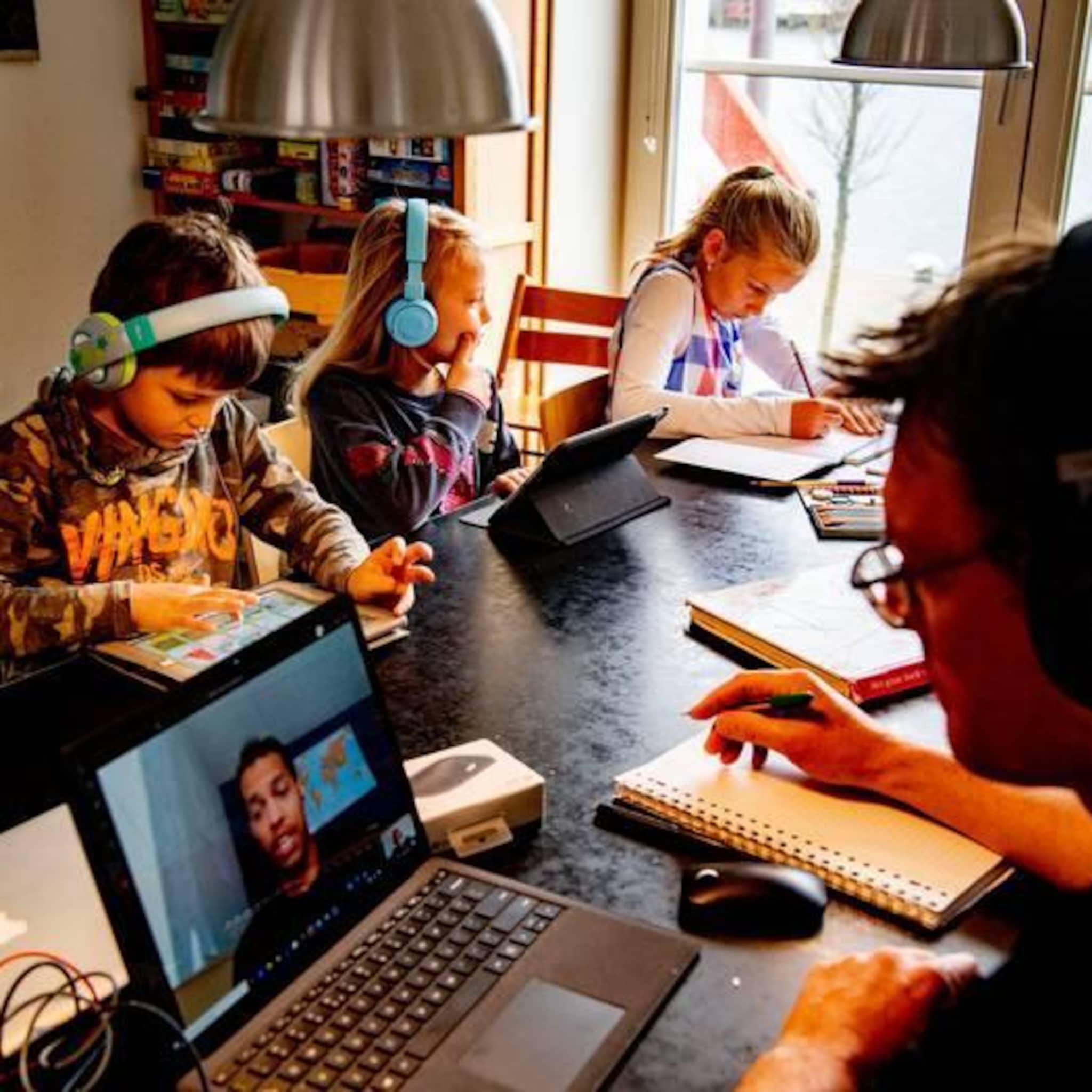 werknemer wil recht hebben om zelf te bepalen van welke locatie hij werkt