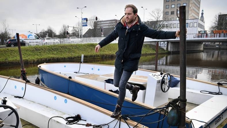 Marijn van Dijke (eigenaar van Bootje Varen Breda) heeft te maken met een verkeerde branchecode en ontvangt daardoor veel te weinig overheidssteun. Foto: Marcel van den Bergh