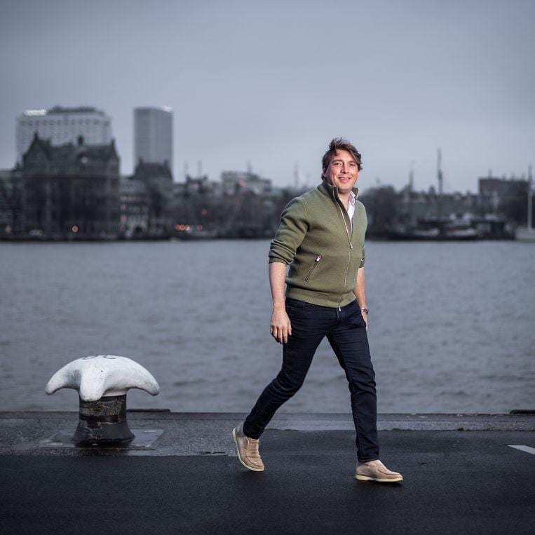 Pieter Zwart: ,,We moeten met zijn allen steeds bewuster met energie omgaan, en rondom het huis wordt steeds meer elektrisch.'' Foto: Jiri Büller/De Volkskrant.