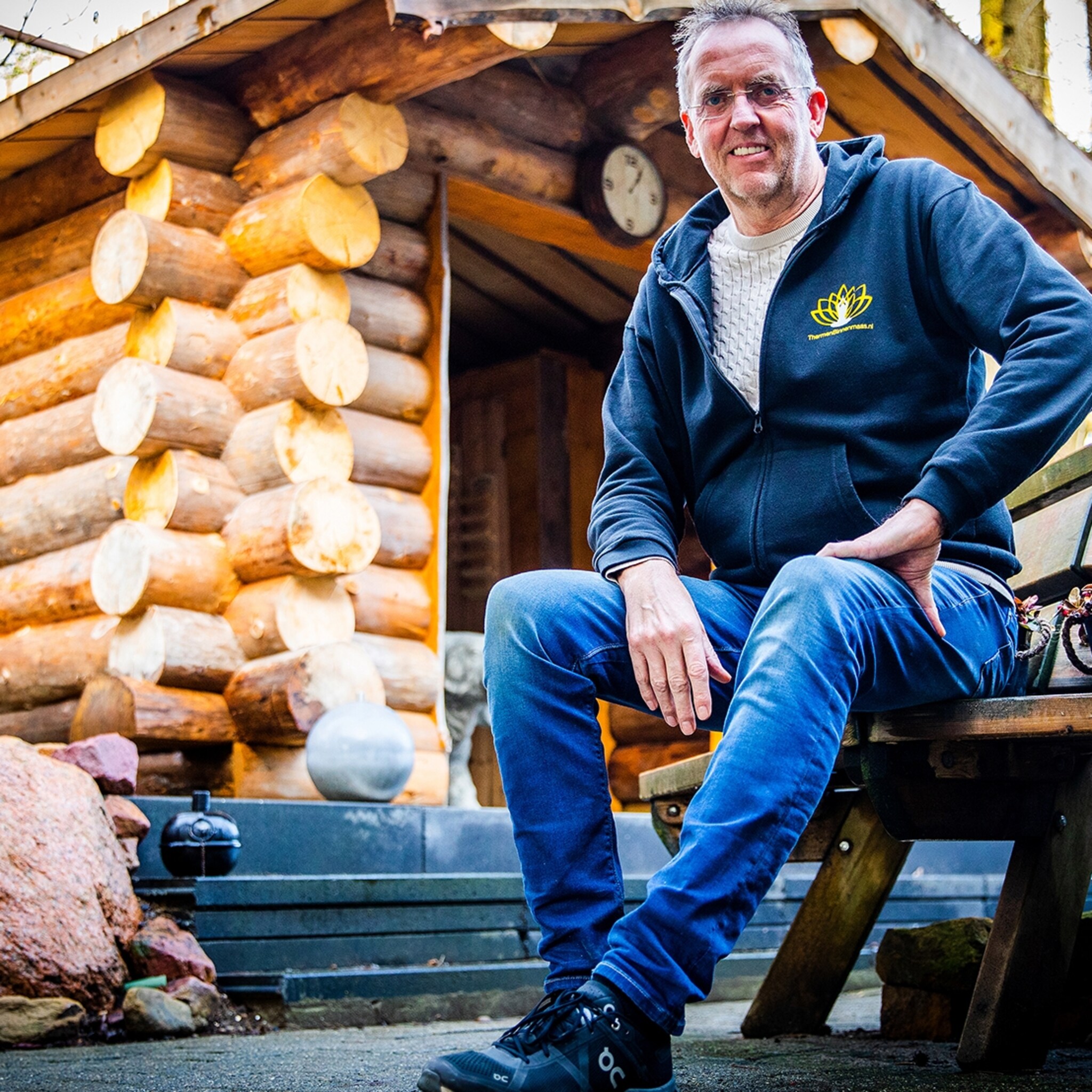 salaris betalen in coronatijd sauna eigenaar verkoopt ouderlijk huis als noodoplossing