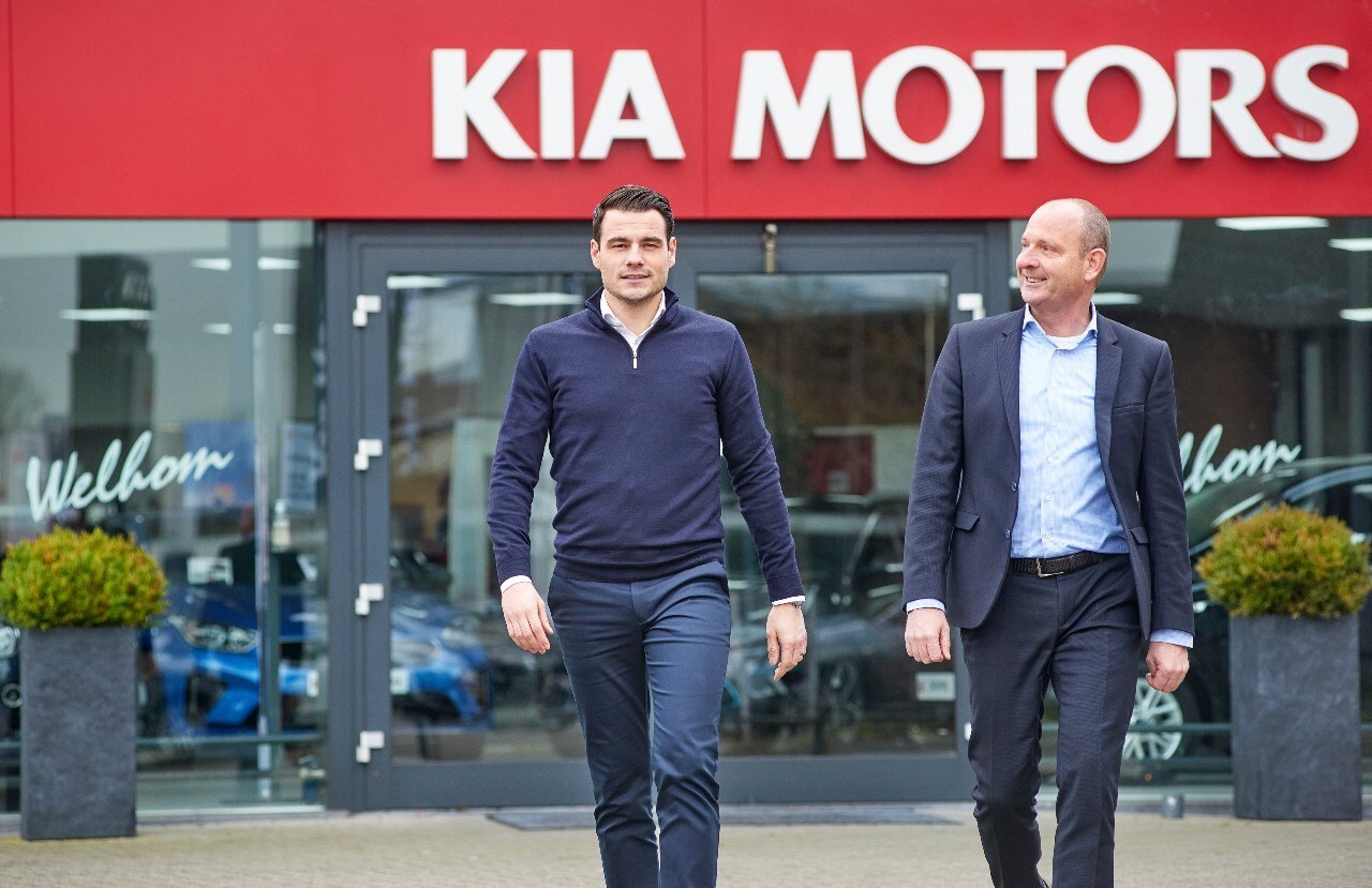 Bart Winters (links): ,,Automotive is een branche die snel verandert, maar er blijft altijd behoefte aan persoonlijk contact met lokale dealers." Foto: Van Assendelft