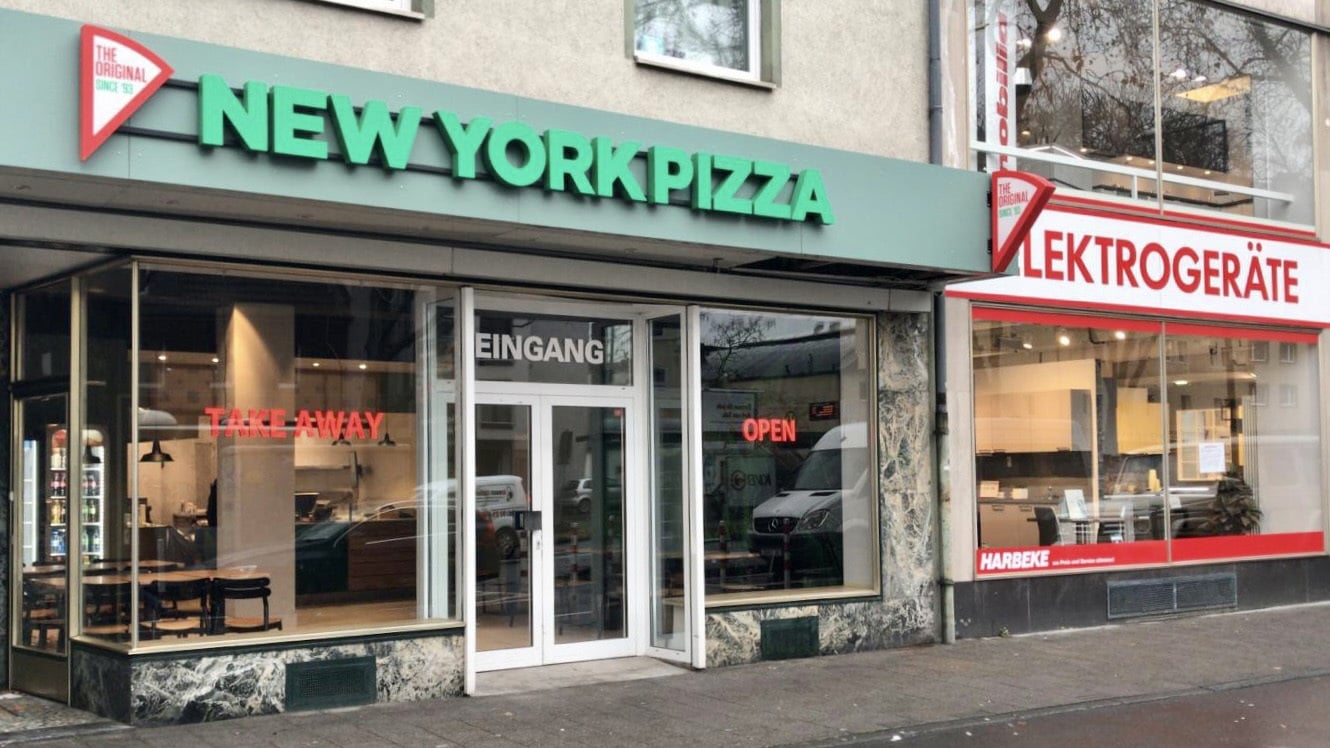 Het filiaal van New York Pizza in Keulen.