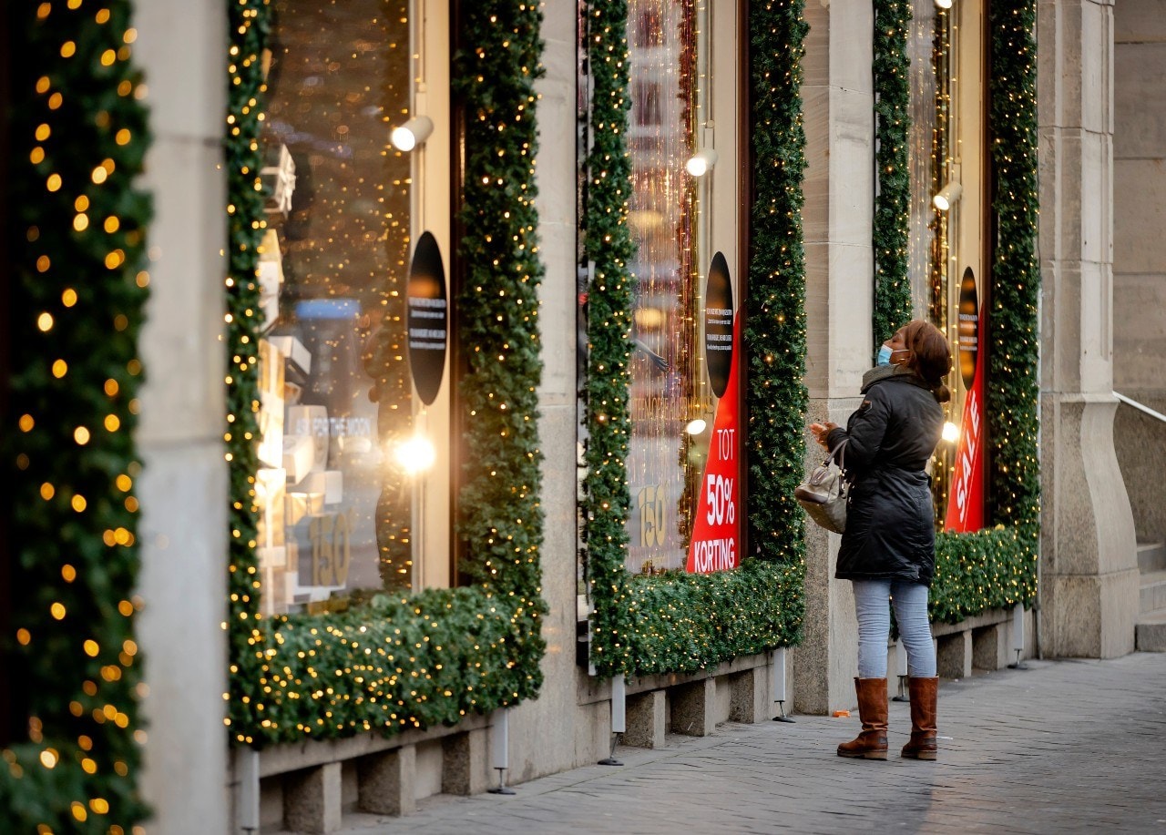 INretail pleit voor aankopen afhalen bij winkels. Foto: ANP