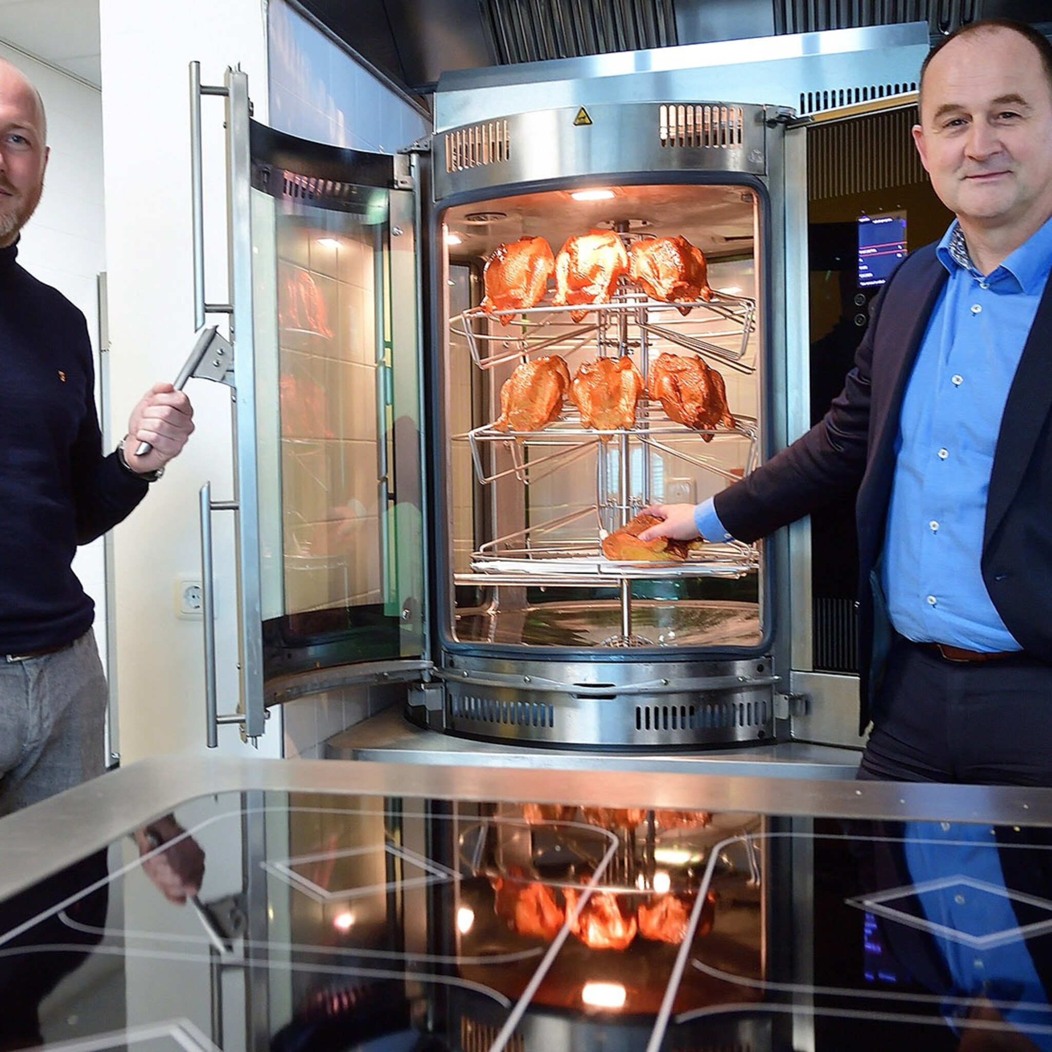 de kipgrills van het brabantse fri jado gaan de hele wereld over