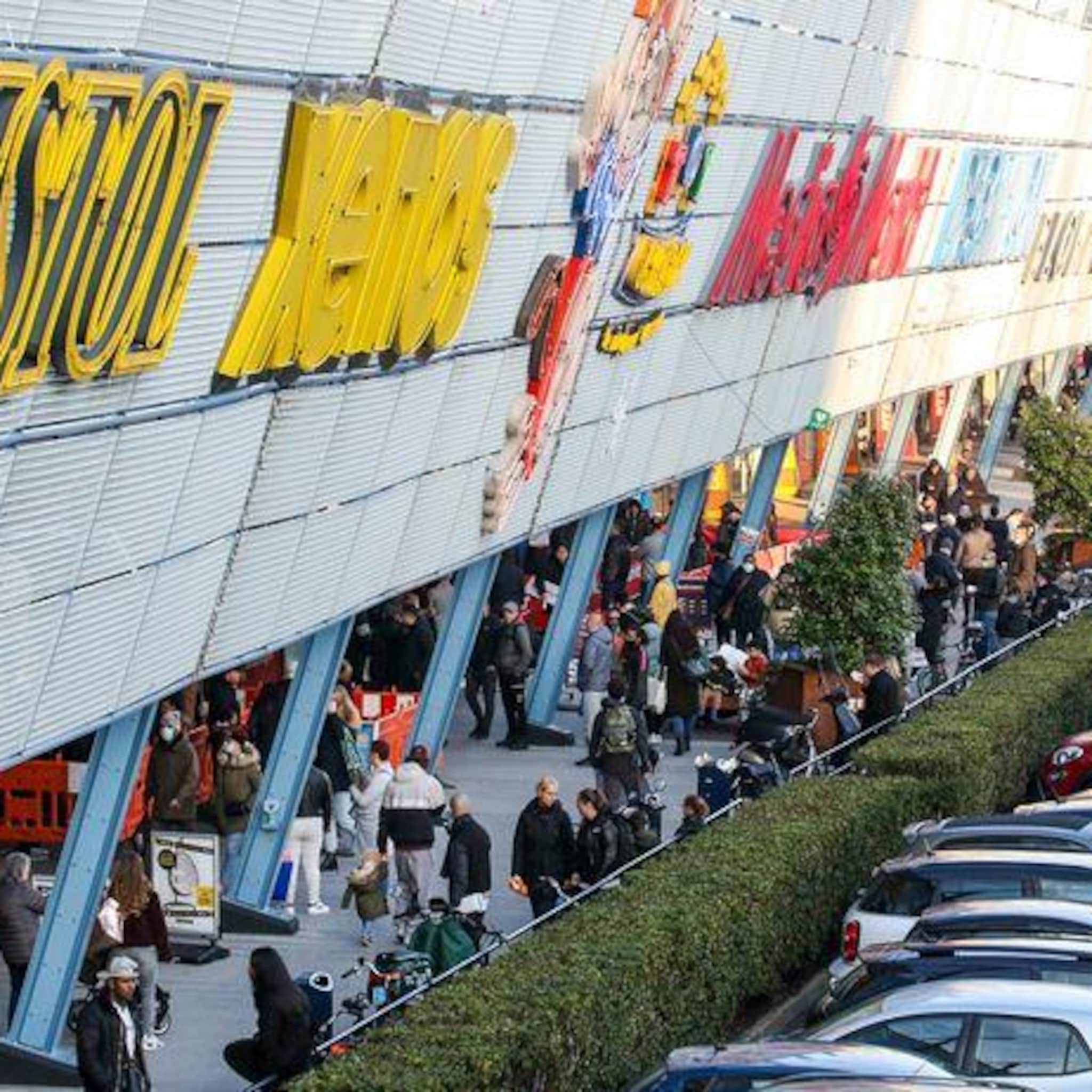 onverantwoorde drukte centrum rotterdam dordrecht en eindhoven eerder dicht