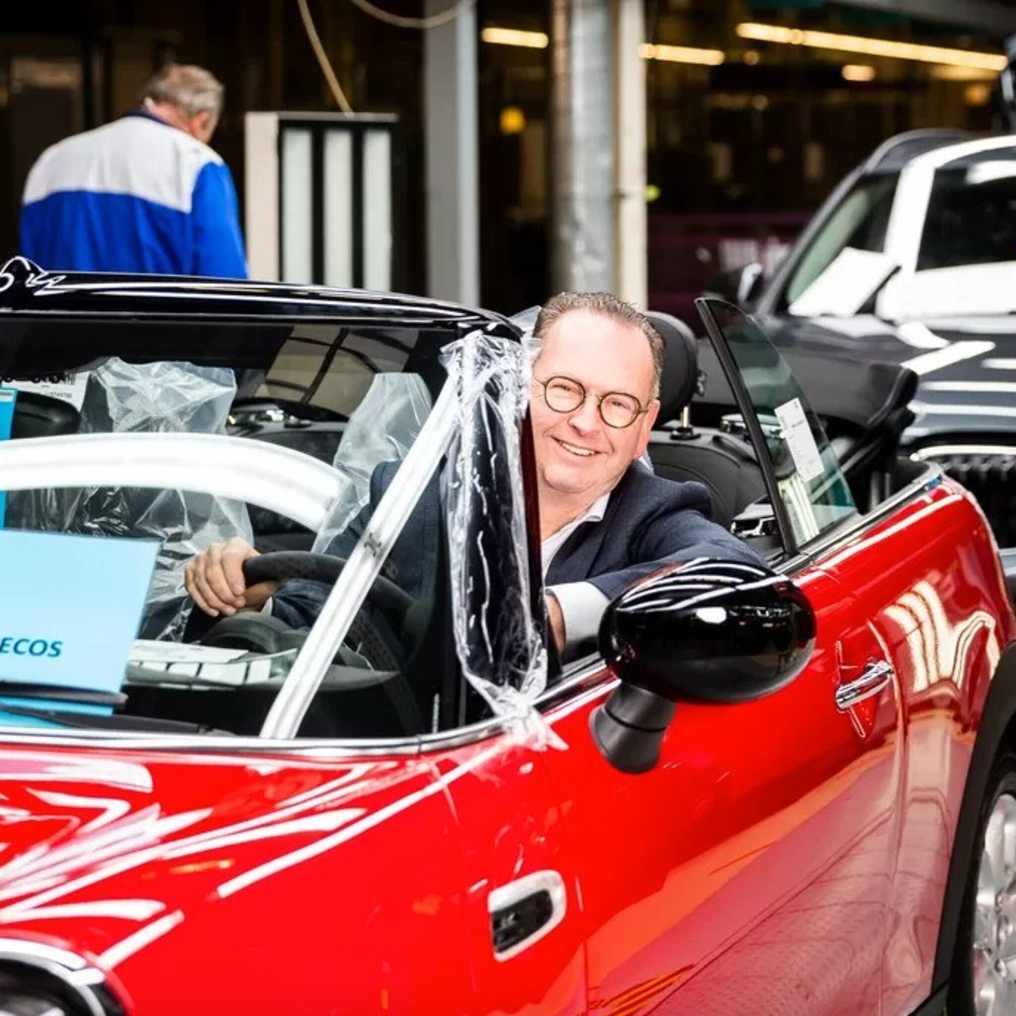 paul van vuuren ziet kansen voor vdl nedcar zelfs nu bmw vertrekt