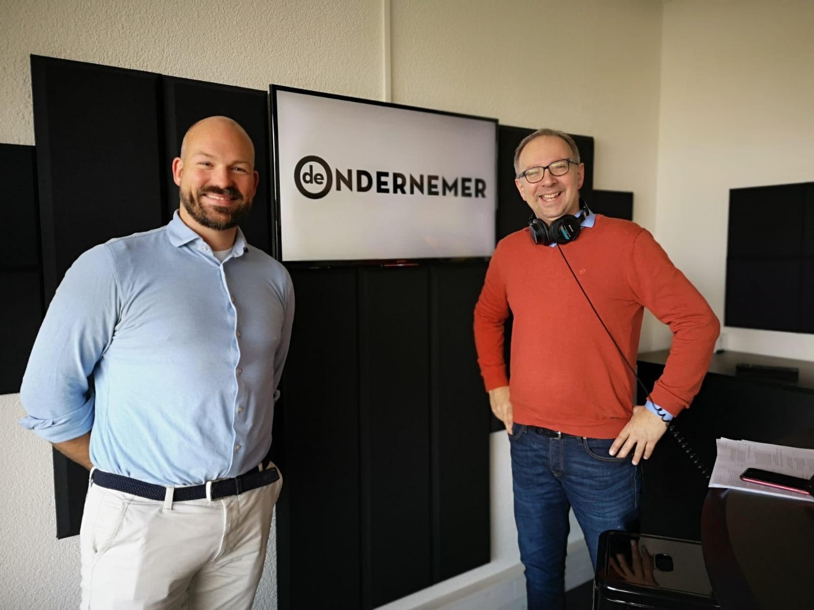 Richard Wolters (links) was studiogast bij onze wekelijkse live uitzending op New Business Radio.