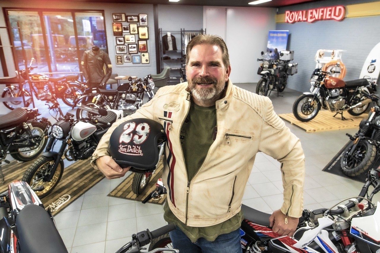 Jan Ykema: ,,Mede door de enorme vraag in Duitsland naar lichte motoren zit de verkoop flink in de lift." Foto: Jacco van de Kuilen
