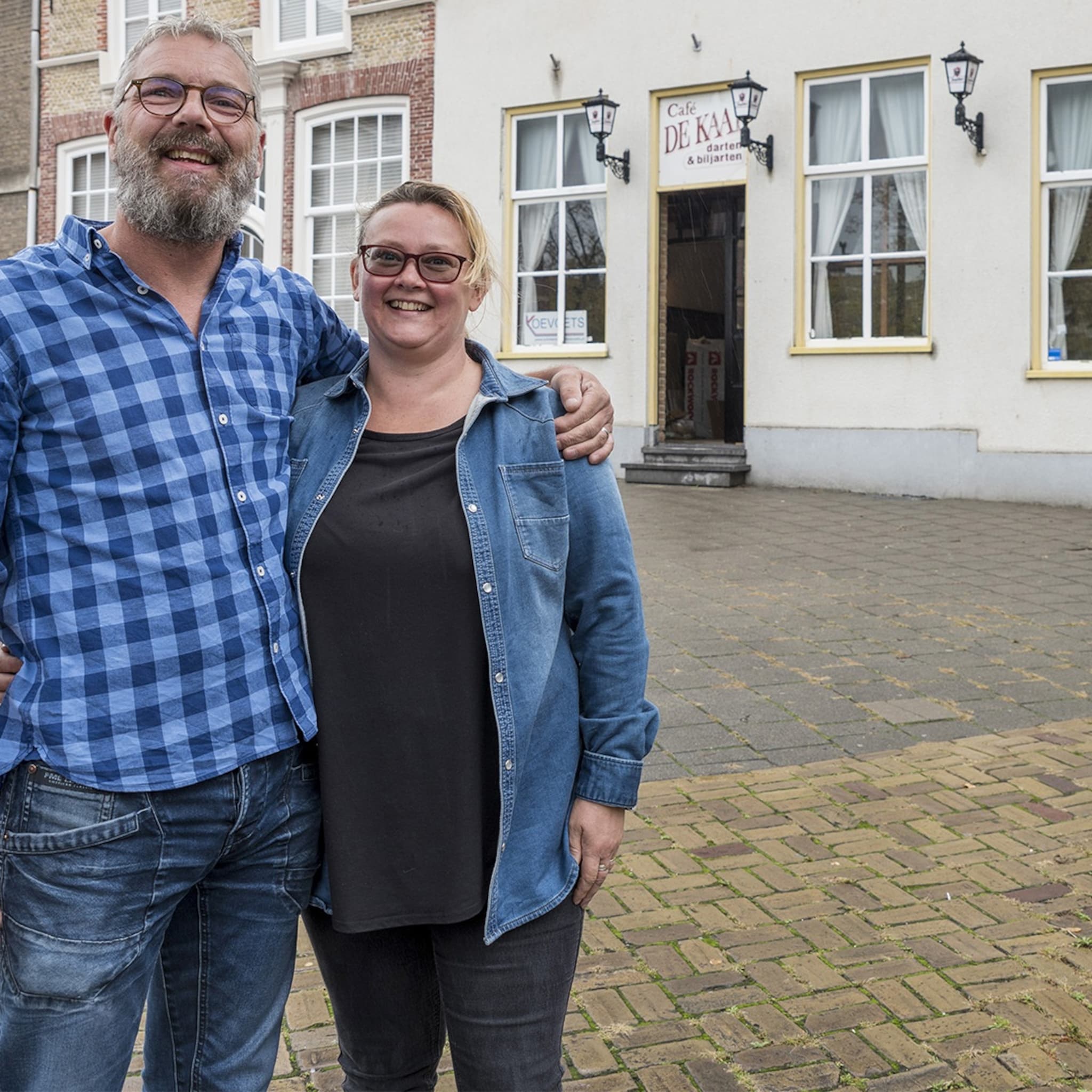 deze ondernemer neemt juist nu cafe over het kan alleen maar beter gaan