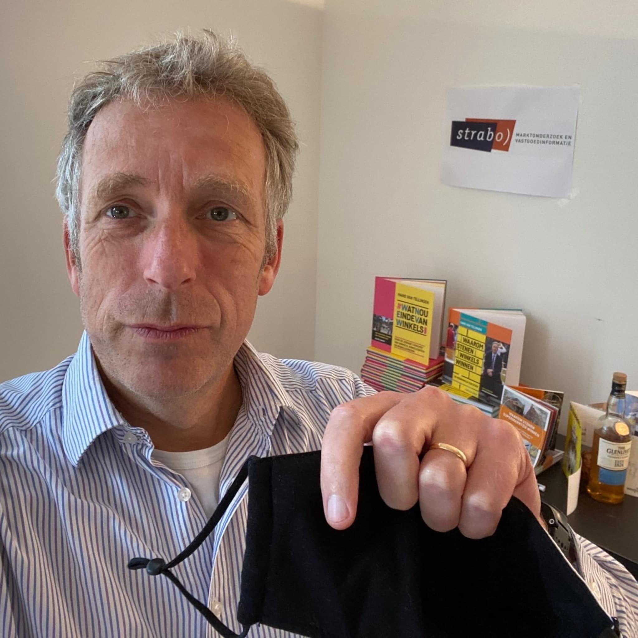 maak van mondkapjes een hippe winkelgadget op vrijwillige basis