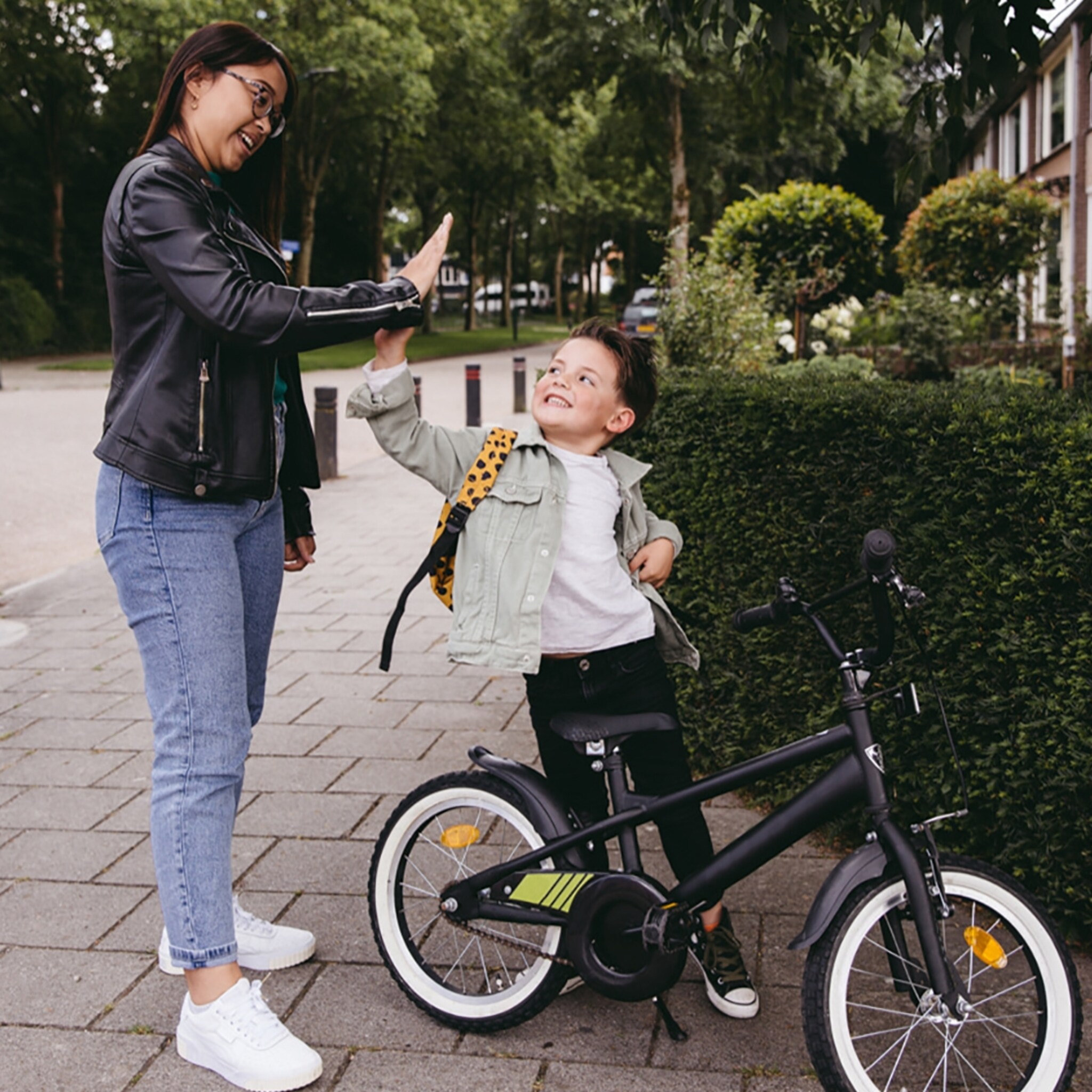 charly cares lanceert directe online uitbetaling in het oppasplatform