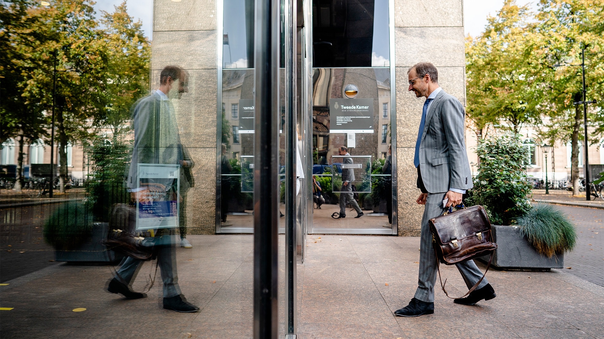 Minister Wiebes van Economische Zaken en Klimaat voor aanvang van een debat in de Tweede Kamer over het derde steunpakket voor bedrijven en werknemers. Foto: ANP