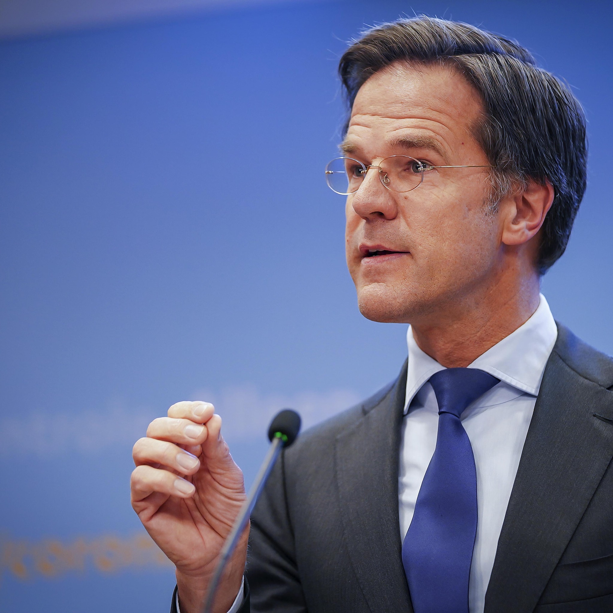 rutte over besmettingen corona meer dan tien procent terug te voeren op werksituaties