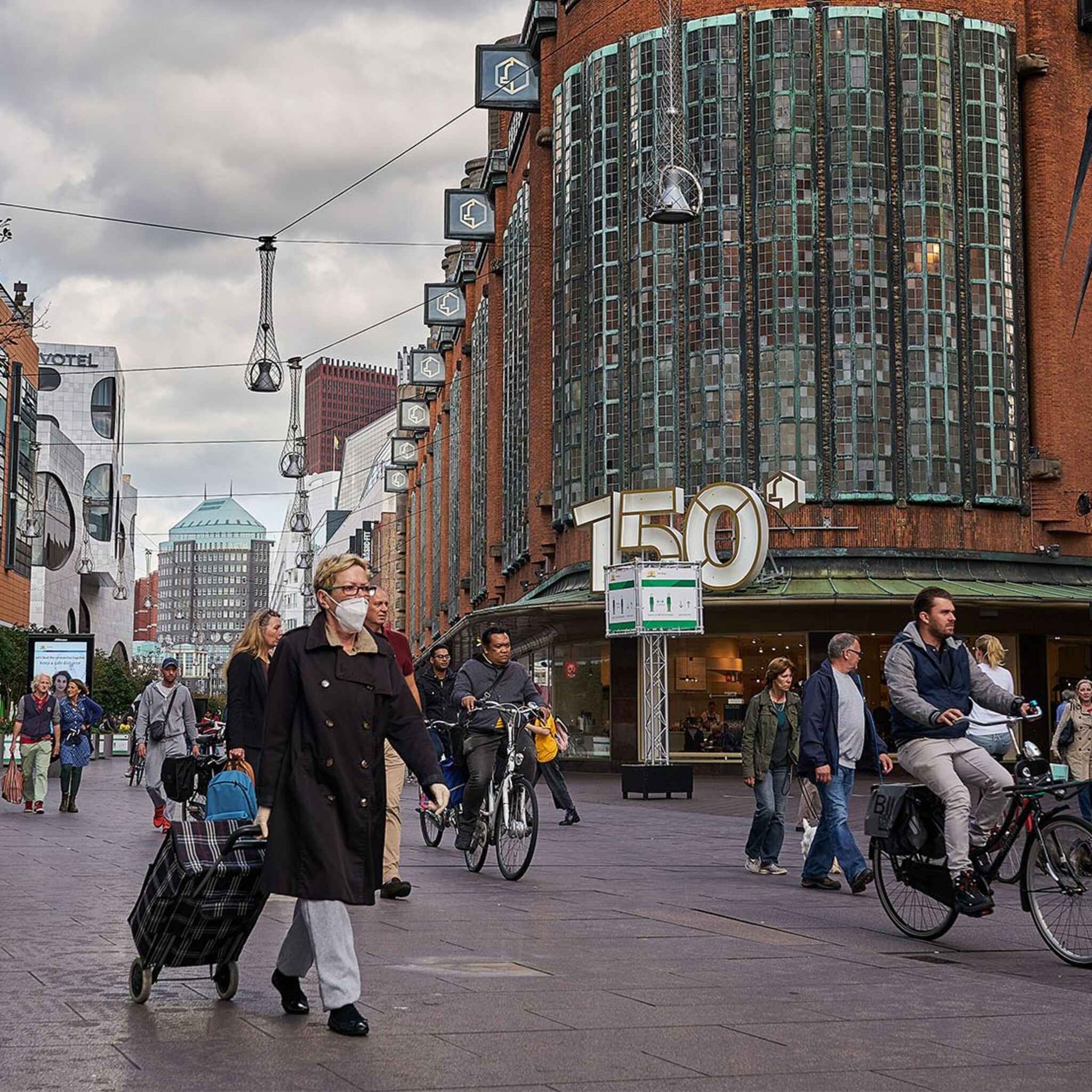 de winkelstraat verandert maar is dat eigenlijk wel een probleem