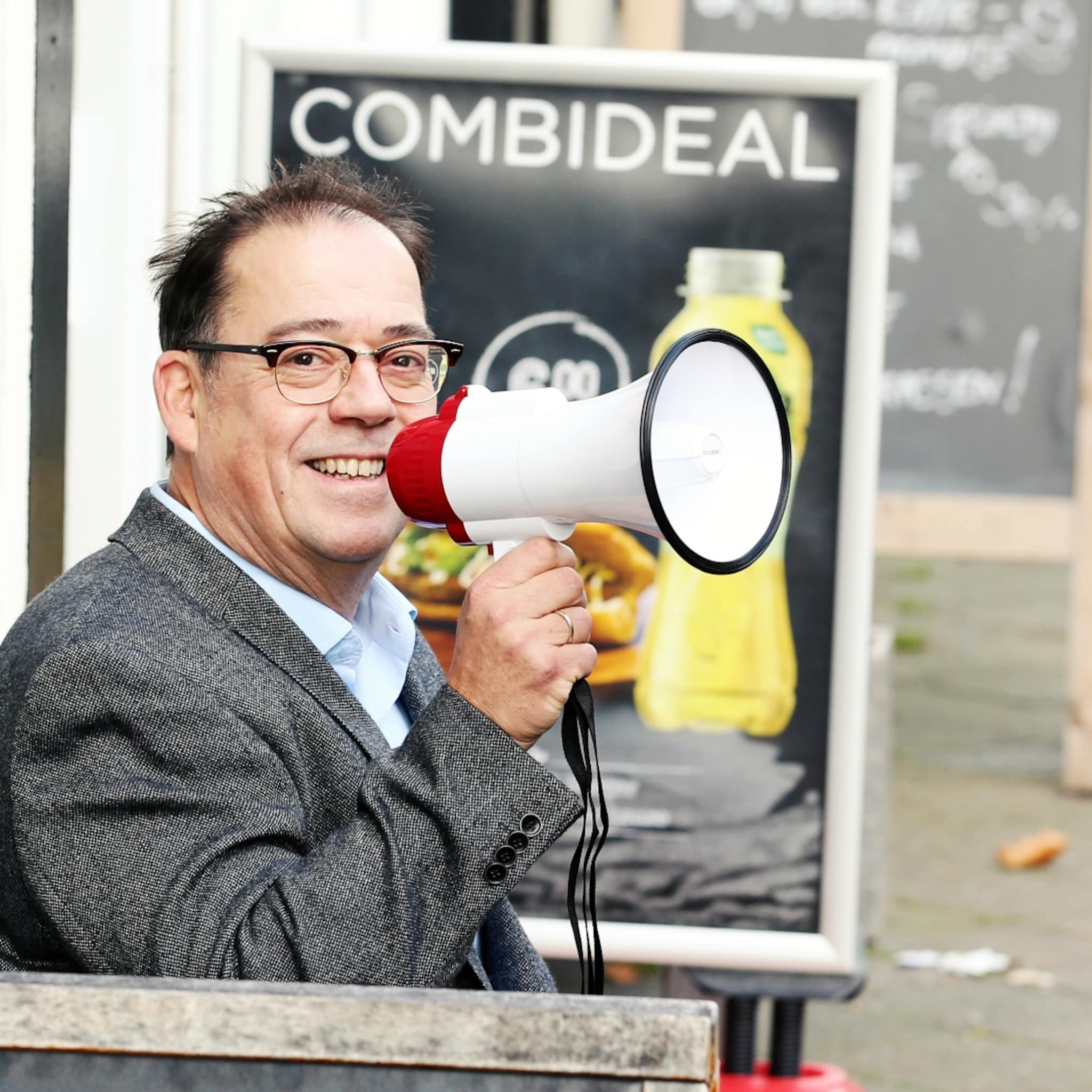 tonie broekhuijsen trapt nieuwe podcast series de ondernemer af