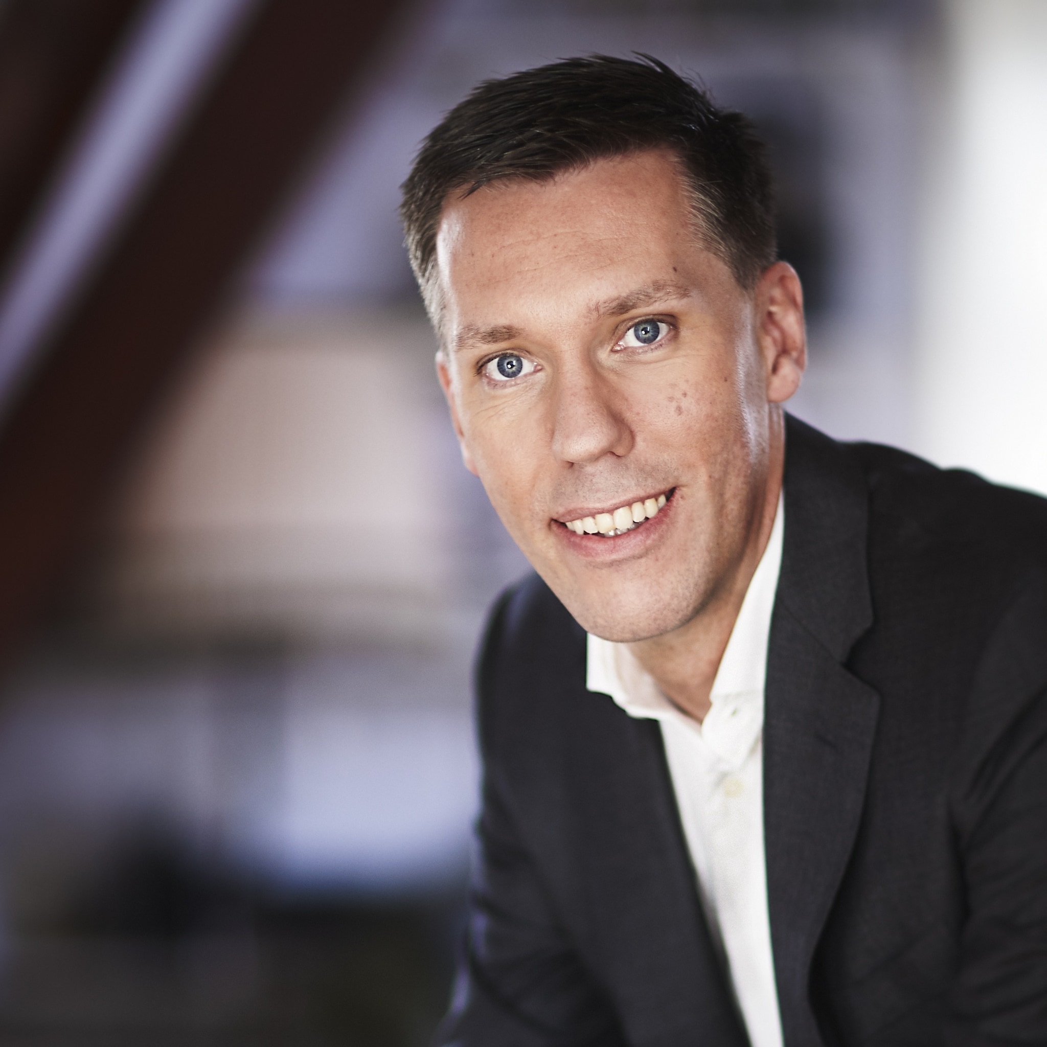 was nou maar naar specsavers gegaan nou dat doen we weer weet directeur remko berkel