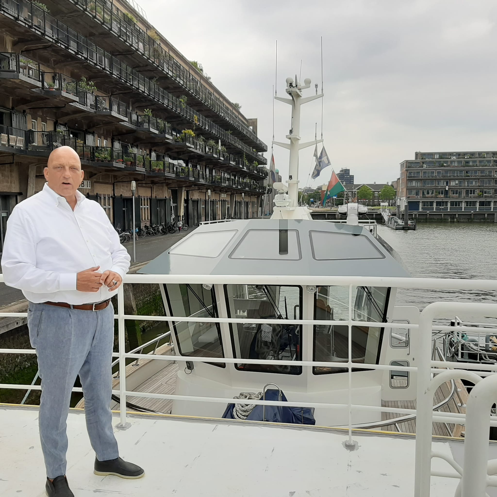 na won yip ook herman den blijker voorstander landelijke mondkapjesplicht