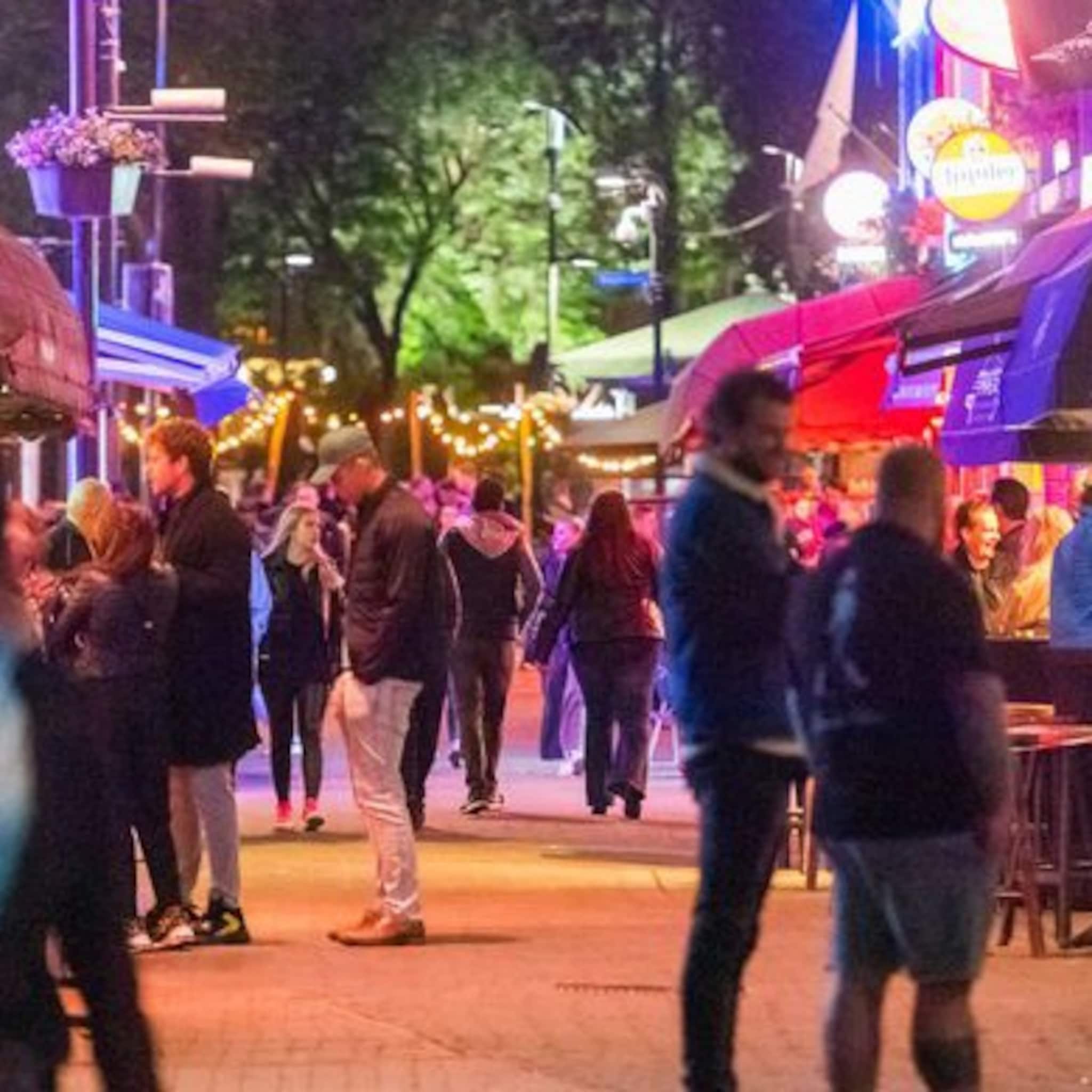 khn eist versoepeling maatregelen wetenschap vindt mondkapjes horeca noodzakelijk